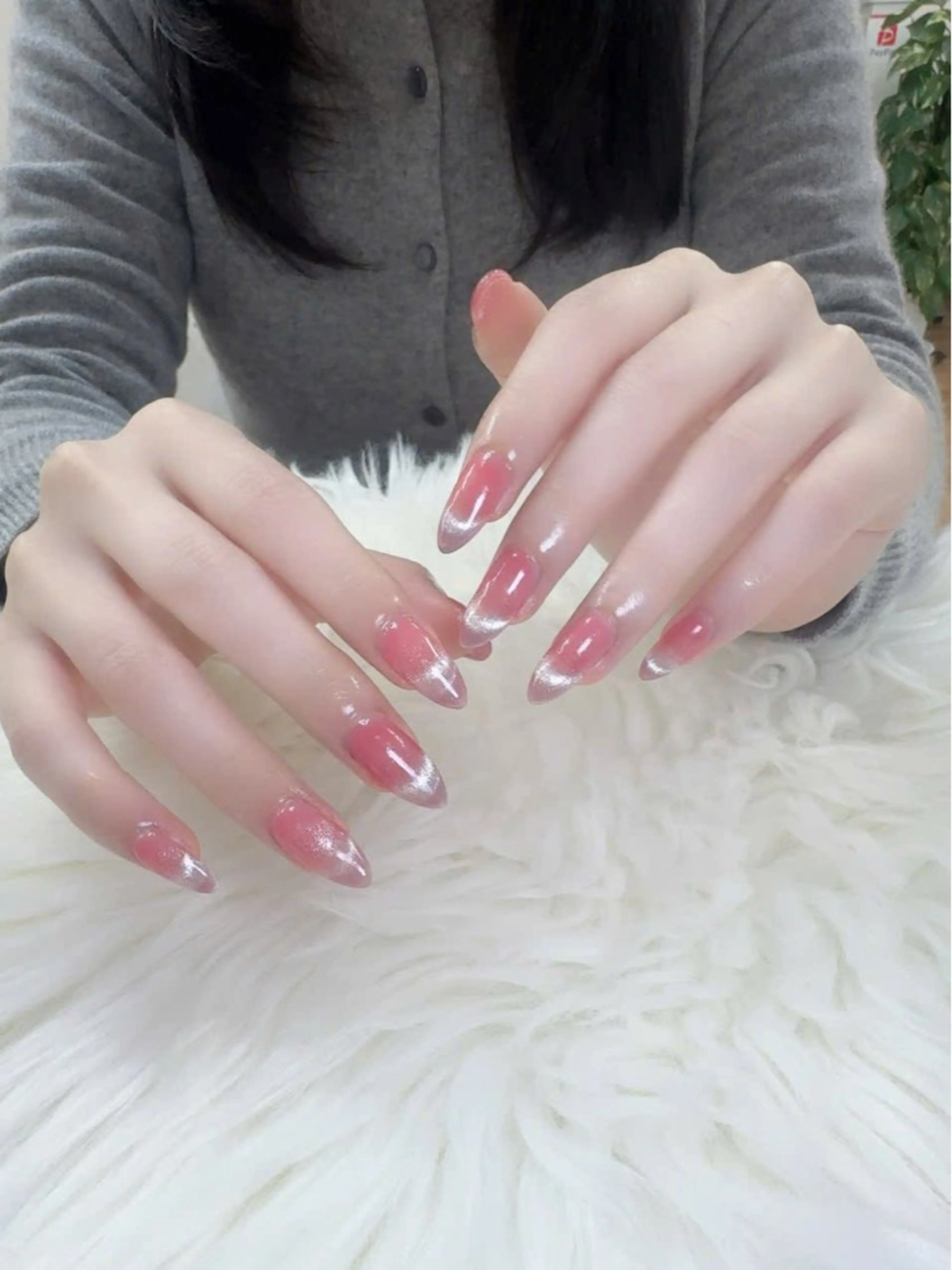 ネイル フレンチネイル グラデーション マグネットネイル ニュアンスネイル オフィスネイル ハンドネイル ハンドケア Hara Nail 【パラジェル使用】のネイルデザイン