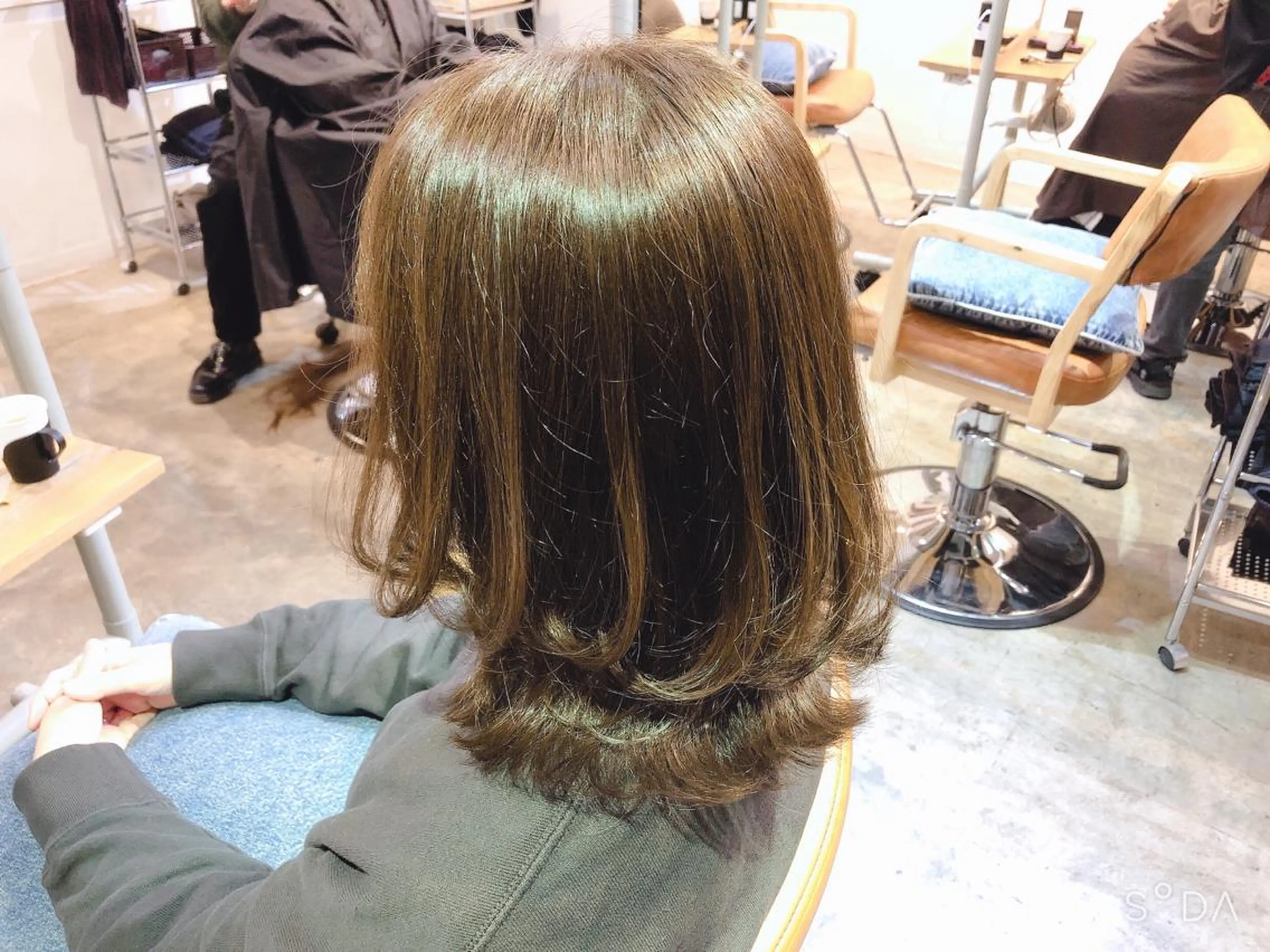 ミディアム カラー カット✂️カラー🌈 はお任せ✨ 芳賀 要のヘアスタイル