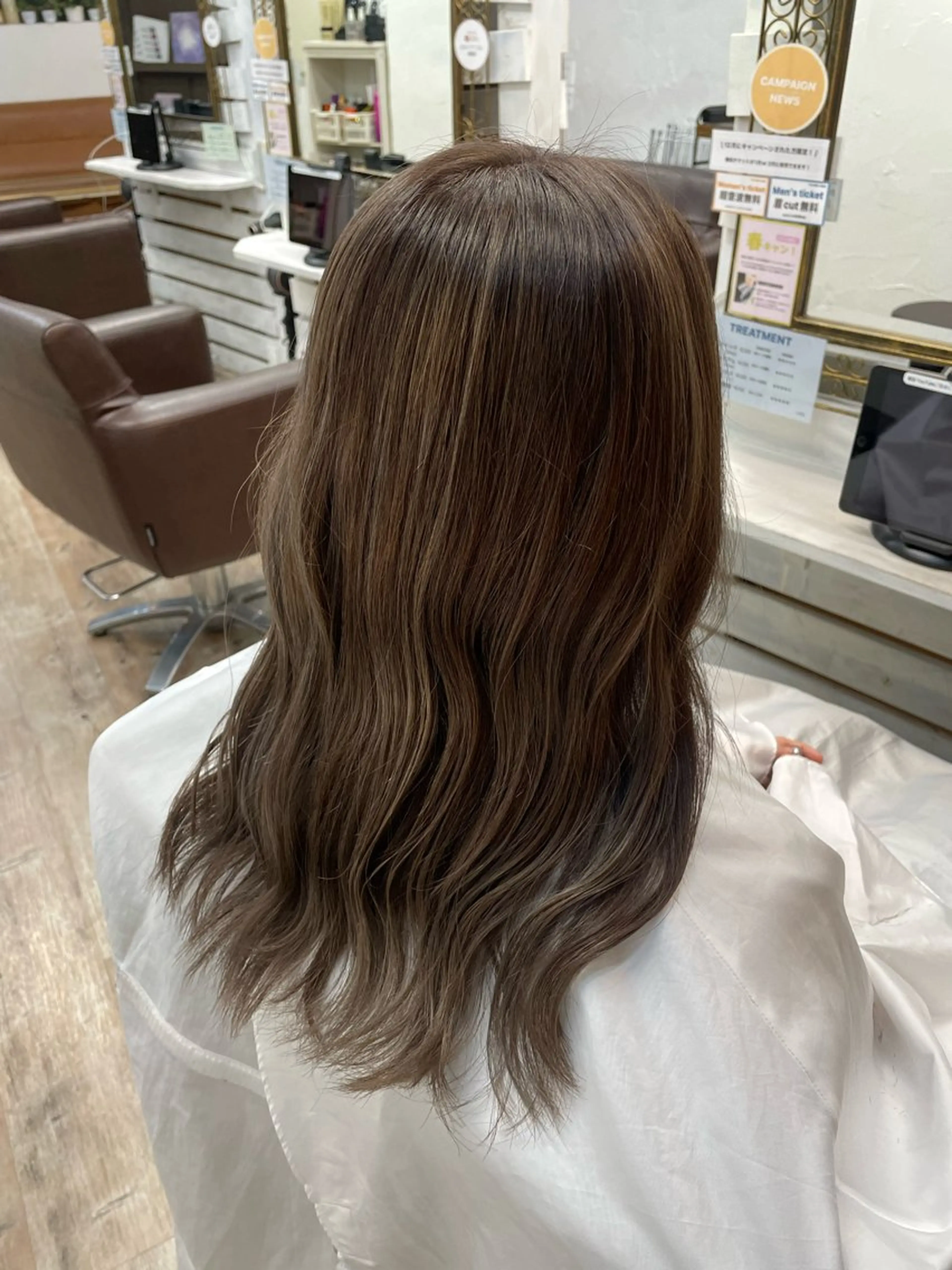 ハイライト+全体カラーの写真