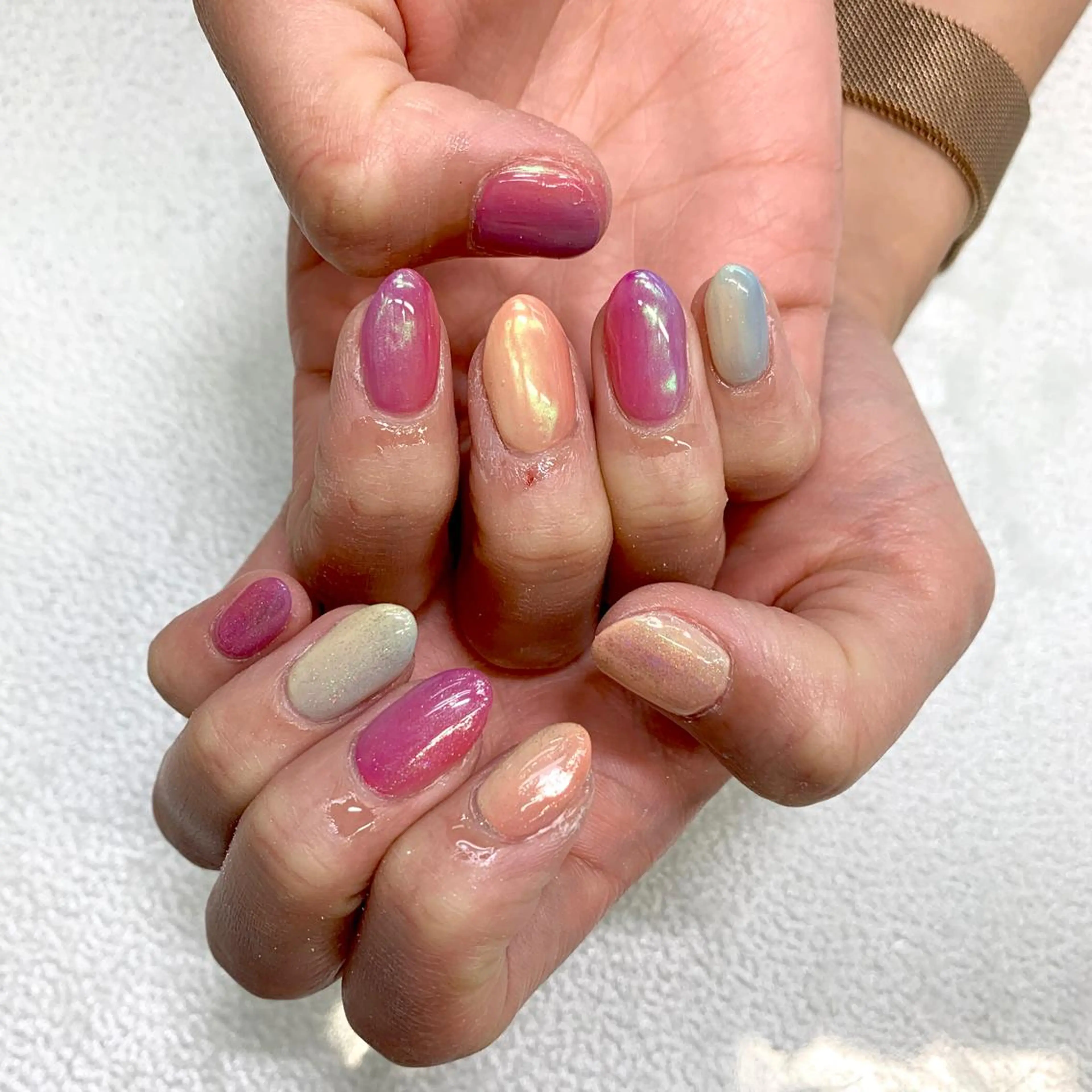 ミディアム カラー パーマ ヘアアレンジ メンズ キッズ ネイル マツエク・マツパ アイブロウ アートネイル ハンドネイル ハンドケア 今福鶴見ネイル 8(ｴｲﾄ)のネイルデザイン