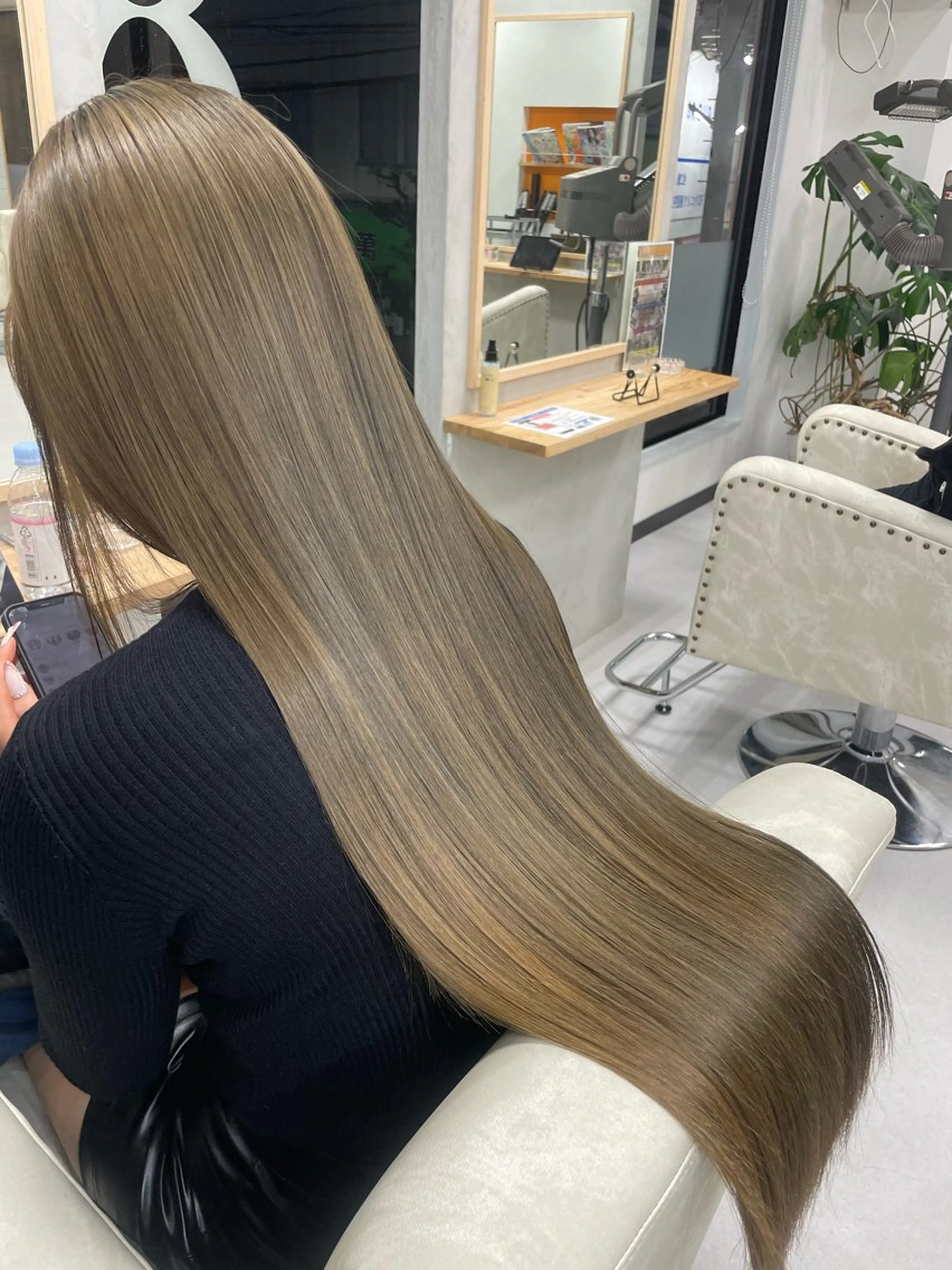 hair make huit8所属・ハイライト&ブリーチ 💇🏼‍♀MAHOのヘアスタイル