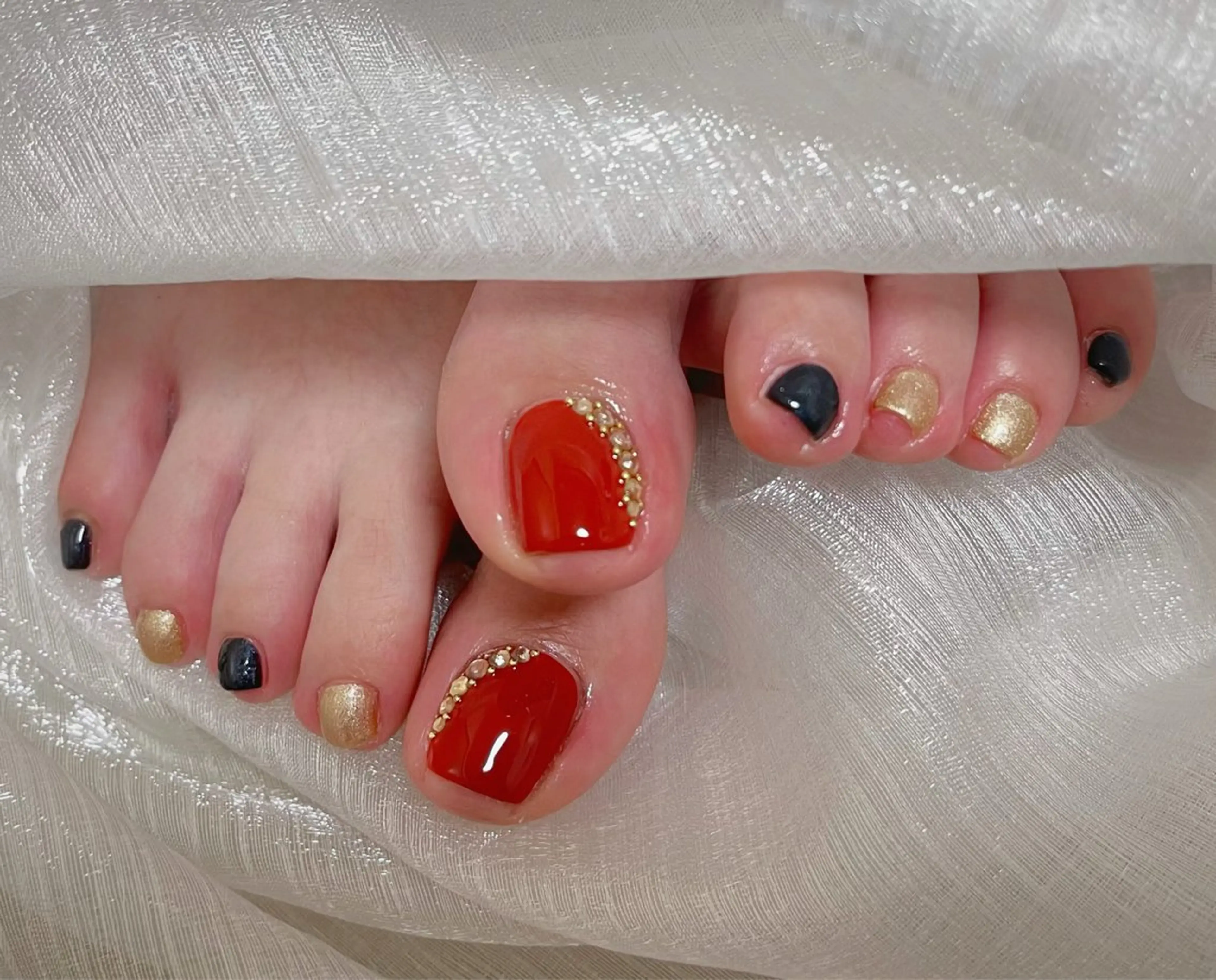 ネイル オーロラネイル 長さ出し フットネイル 韓国ネイル ラメ(グリッター) 👍thumbs up nail👍のネイルデザイン