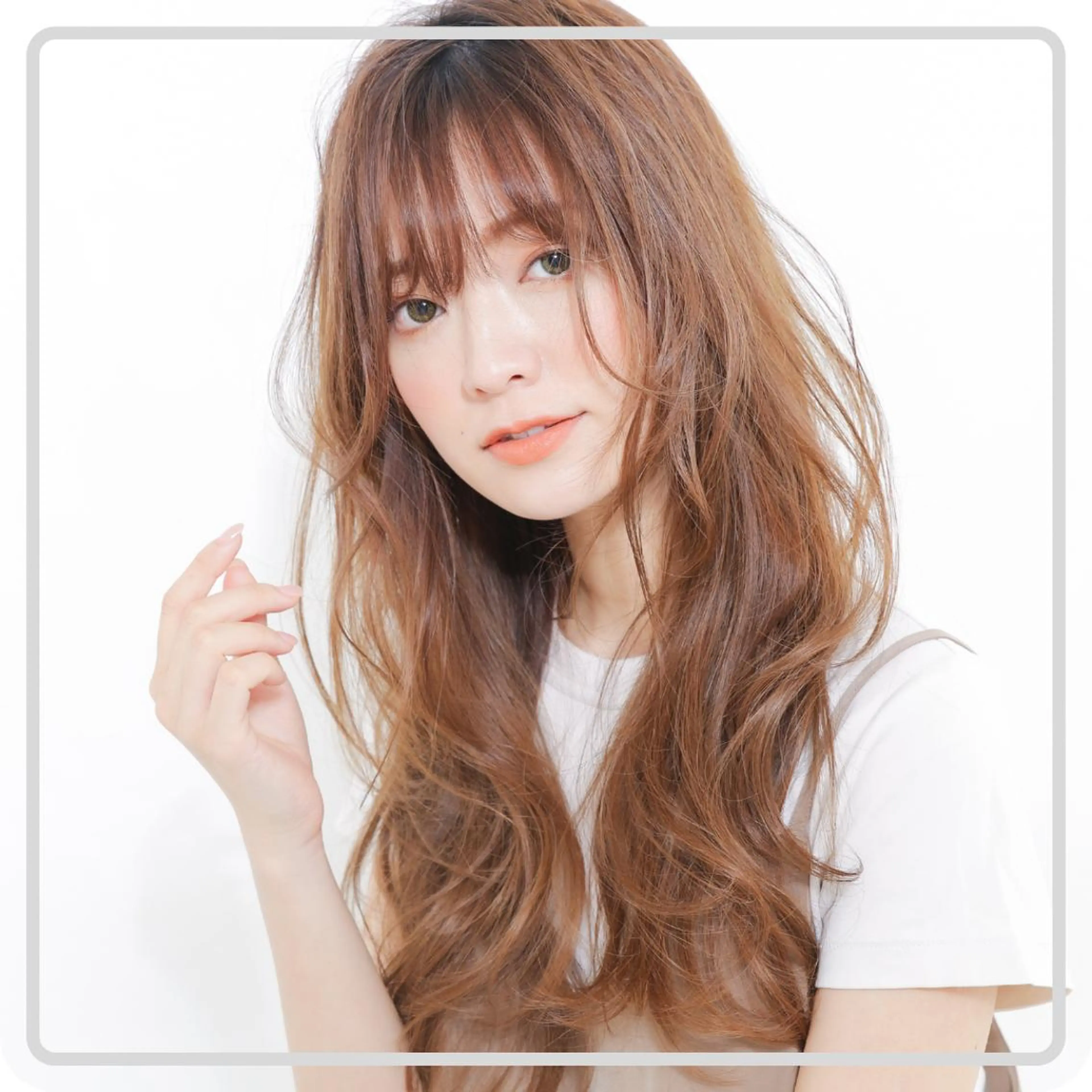 ミディアム RIKU リクのヘアスタイル