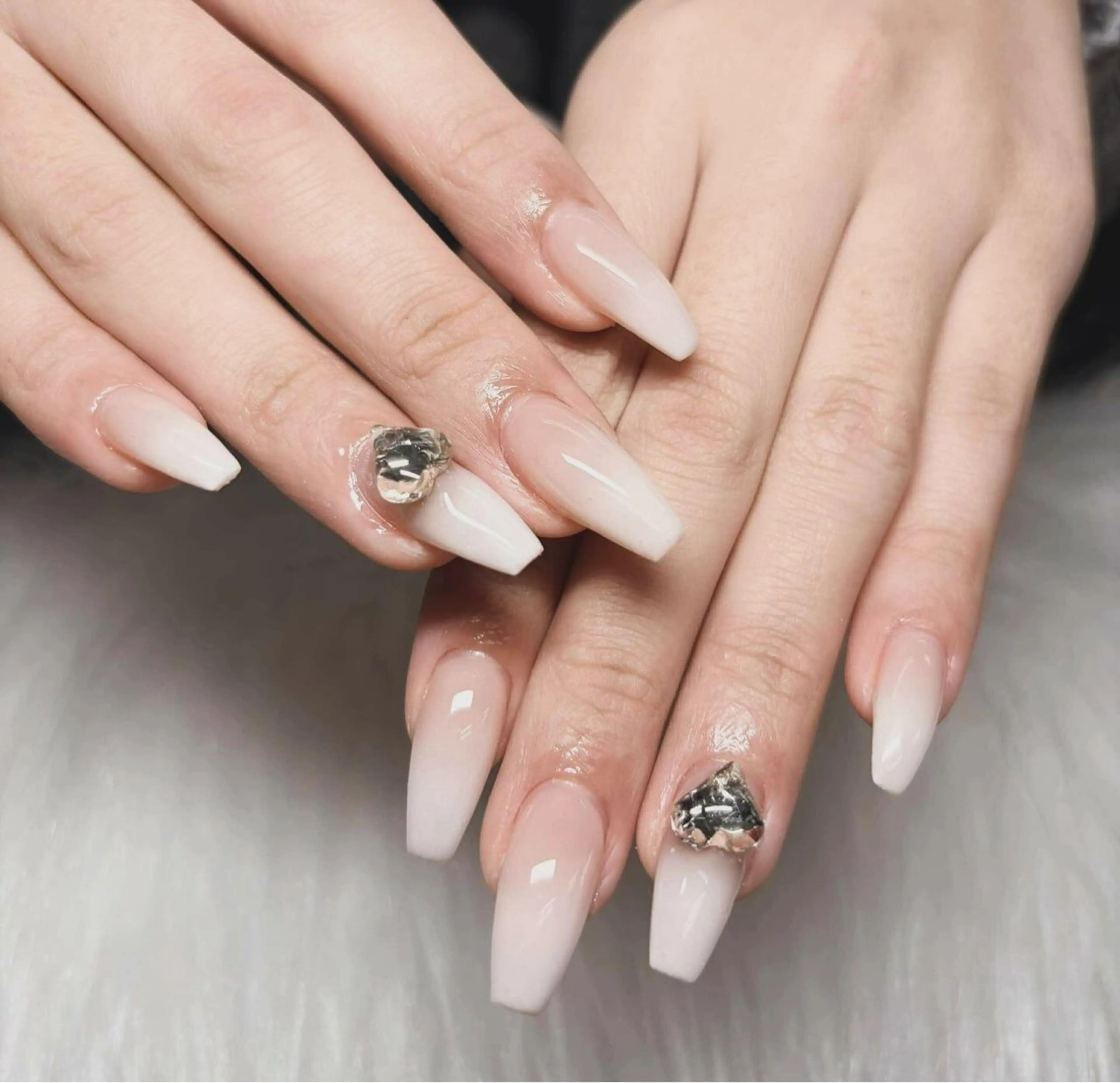 ネイル ハンドネイル HIN NAILのネイルデザイン