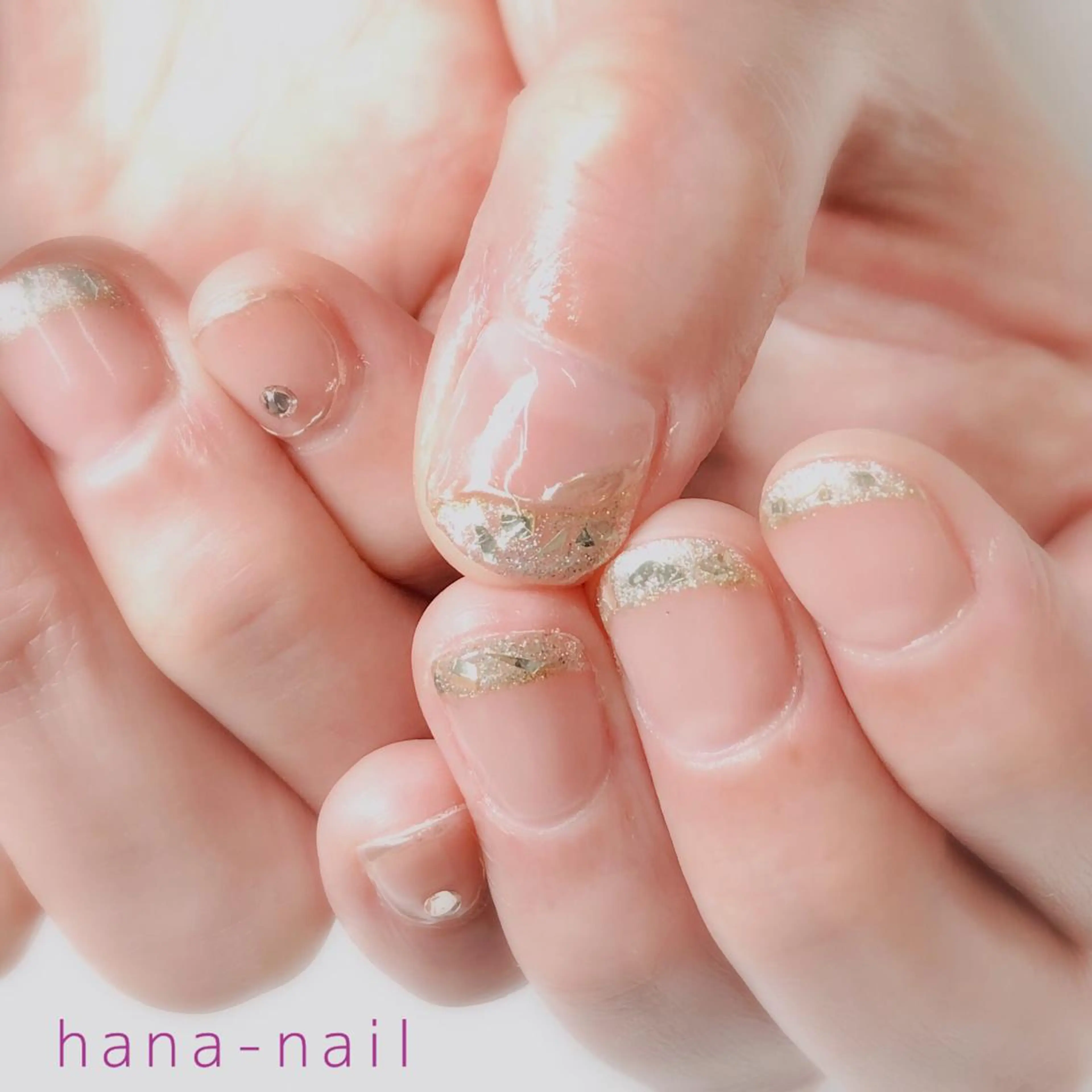 ネイル フレンチネイル ガラスフレンチ ゴールド ミラーネイル Kao hana-nailのネイルデザイン