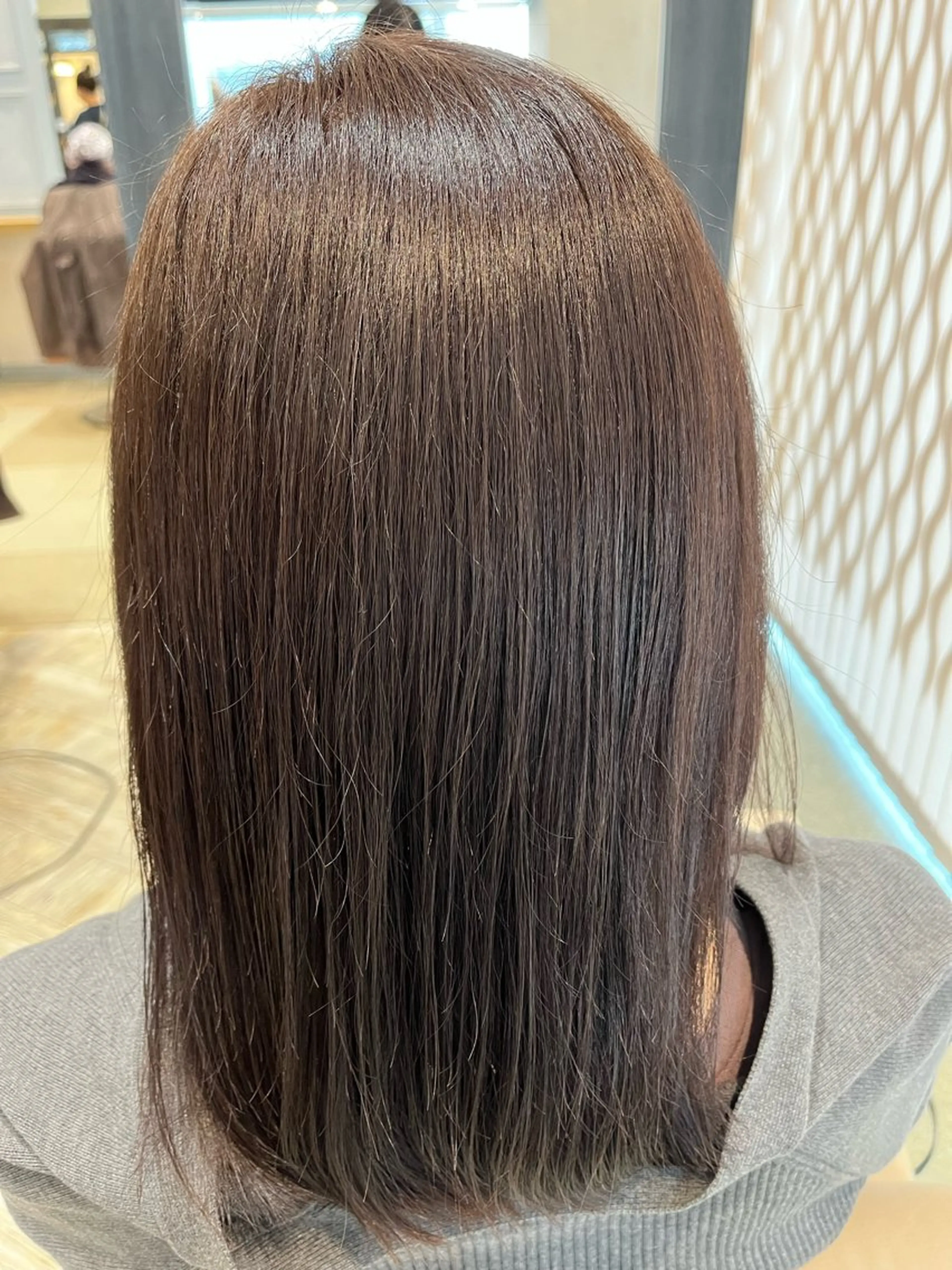 カラー 塩野 由佳のヘアスタイル