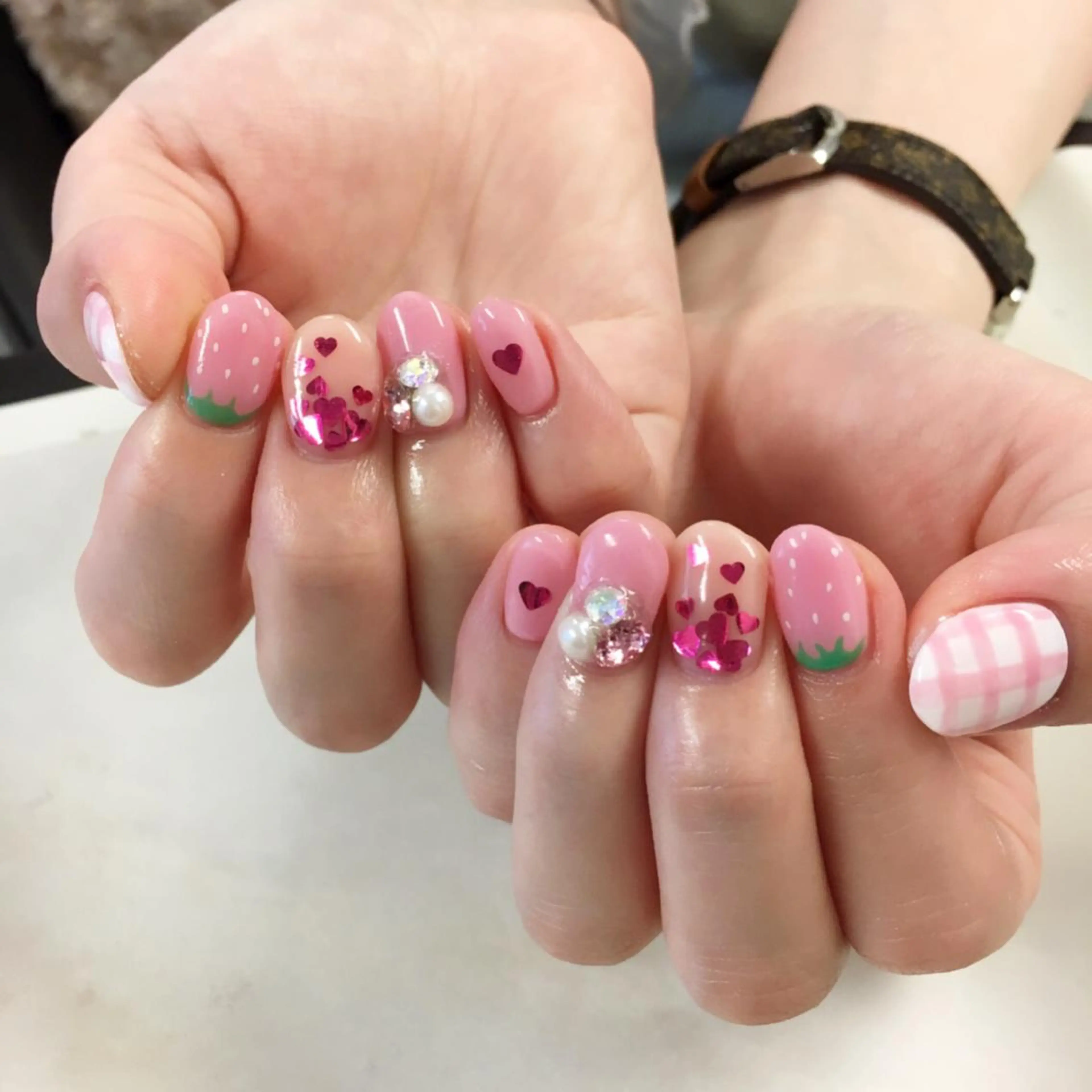 ネイル SHINE NAILのネイルデザイン