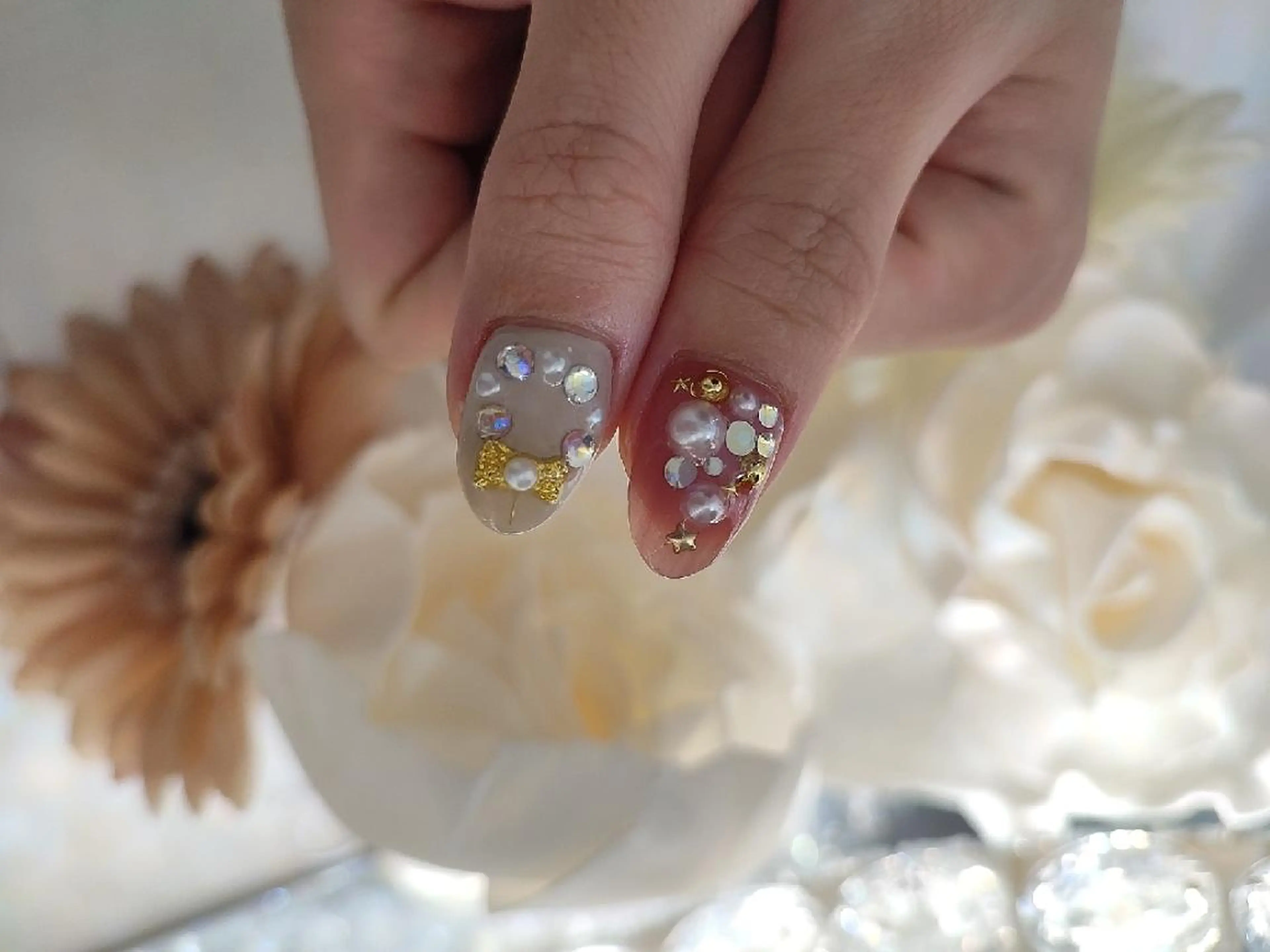 ネイル ハンドネイル RUNWAY 　　の眉毛・アイブロウイメージ