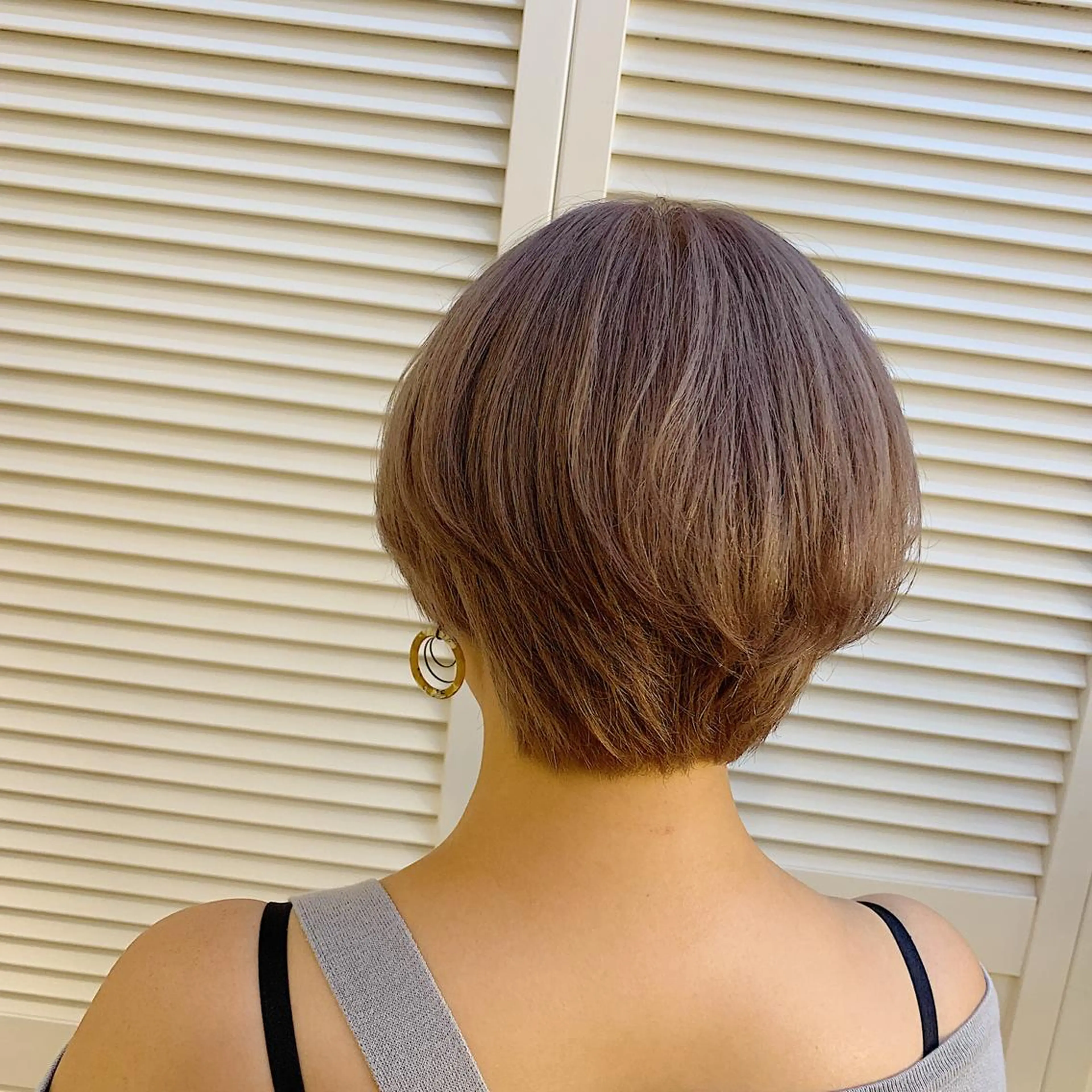 ショート カラー ベージュカラー ブリーチ ラベンダーカラー ピンクカラー GO TODAY SHAiRE SALON 町田店所属・🫧大森 知夏🫧のヘアスタイル