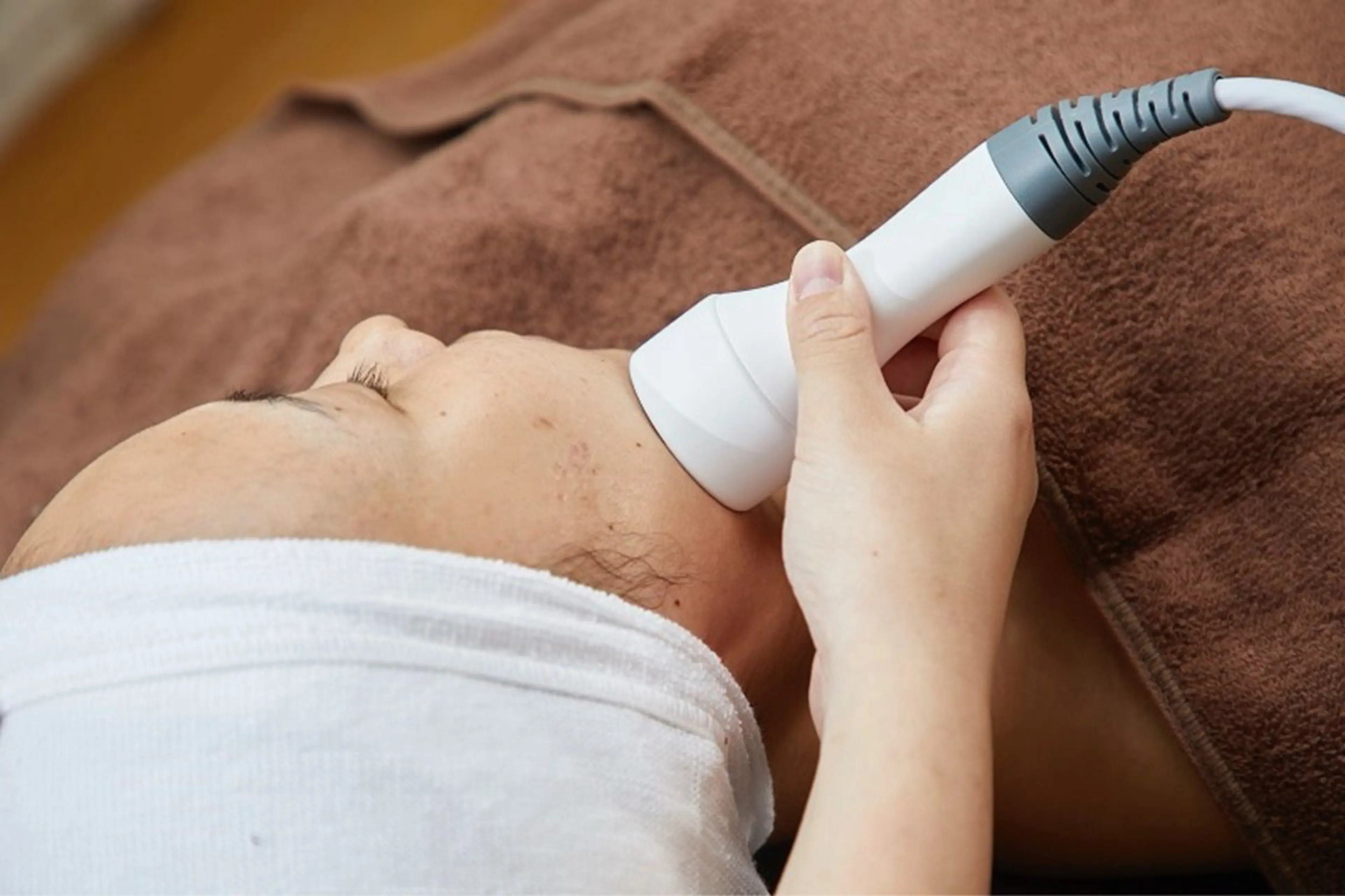 【小顔】トリプルフェイシャルの写真