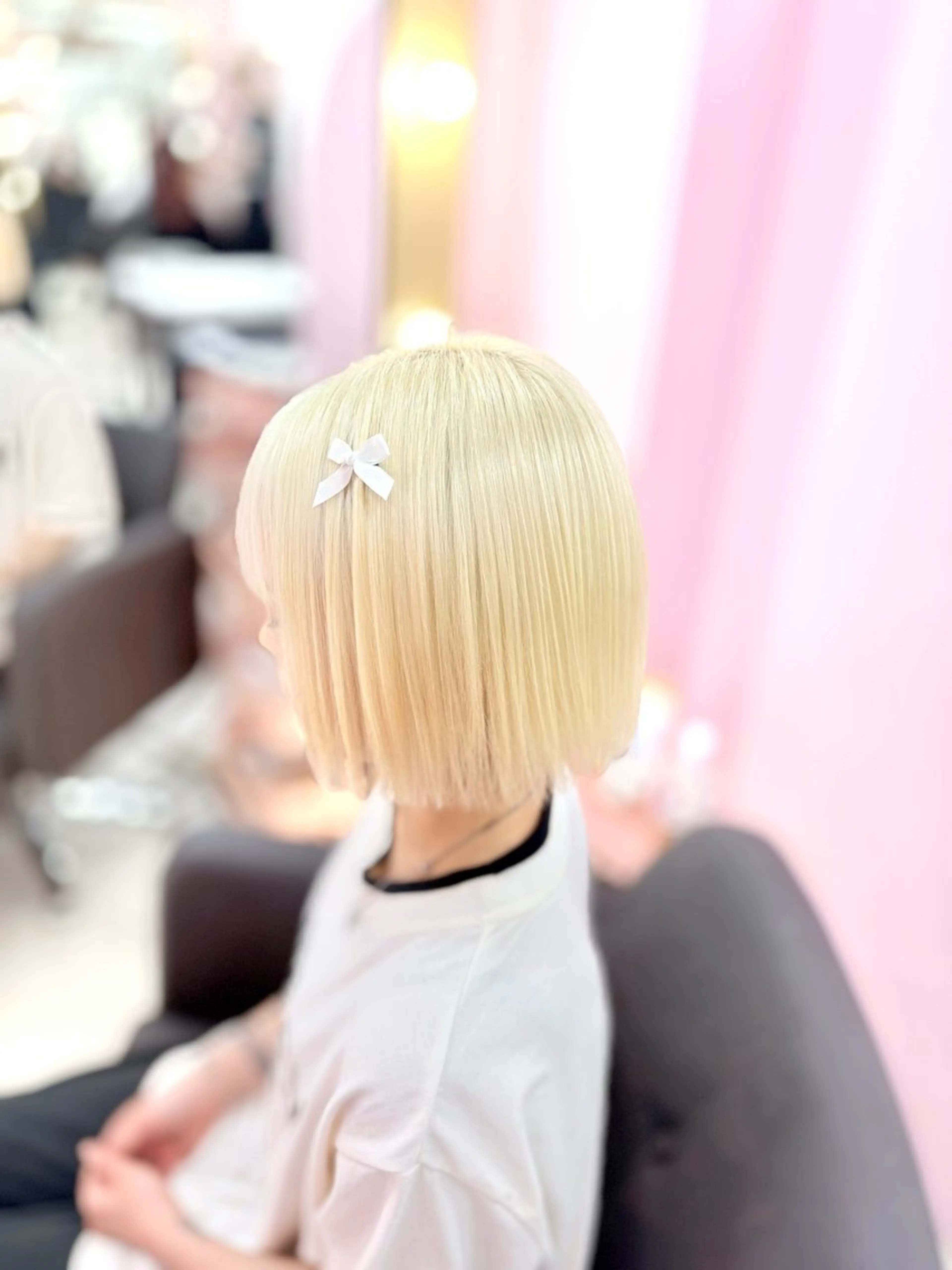 【︎︎✨️☁憧れブロンド‎︎︎☁✨️】1回ケアブリーチ(抜きっぱなし)➕髪質改善トリートメントの写真