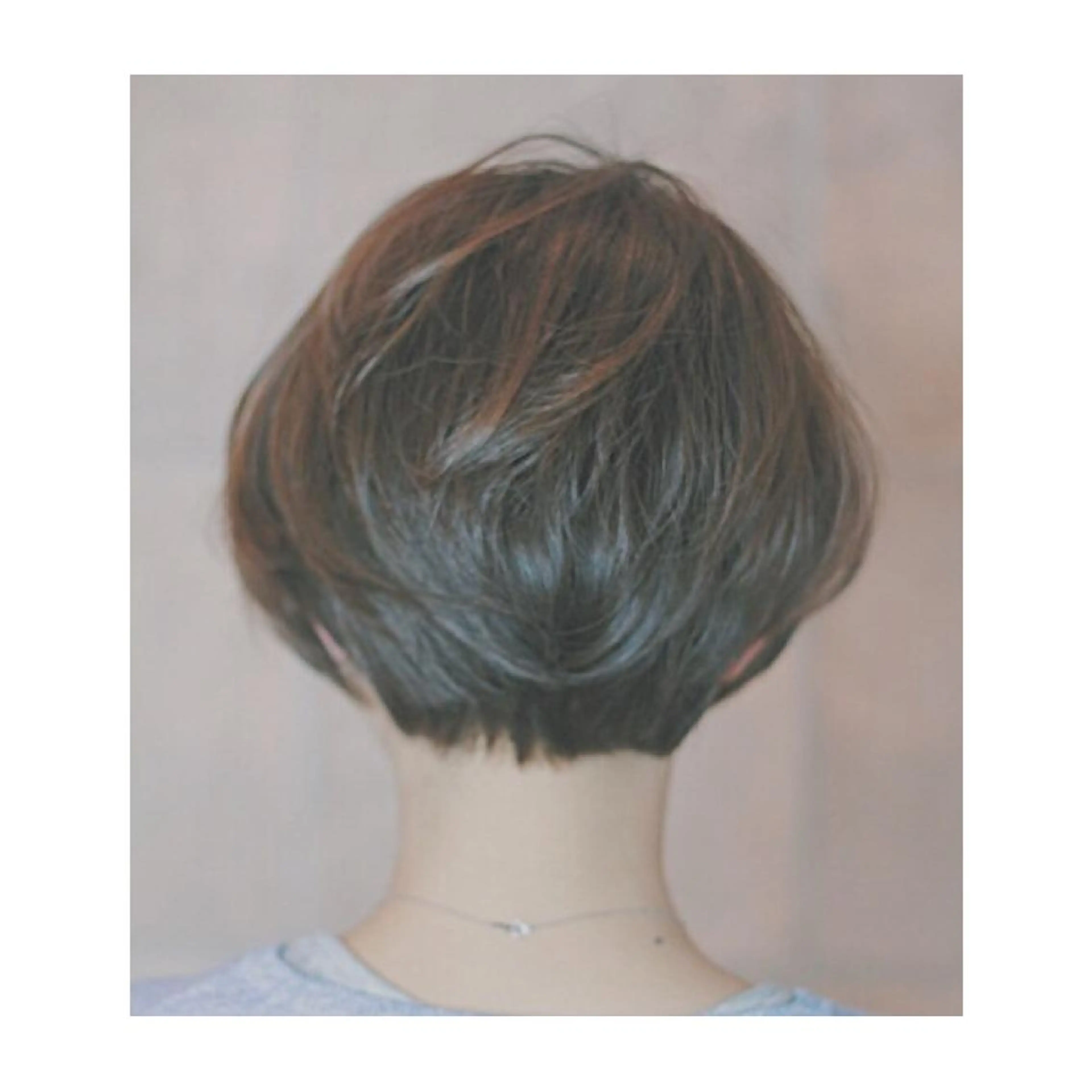 ショート カラー ショートヘア キヨカワ タイトのヘアスタイル