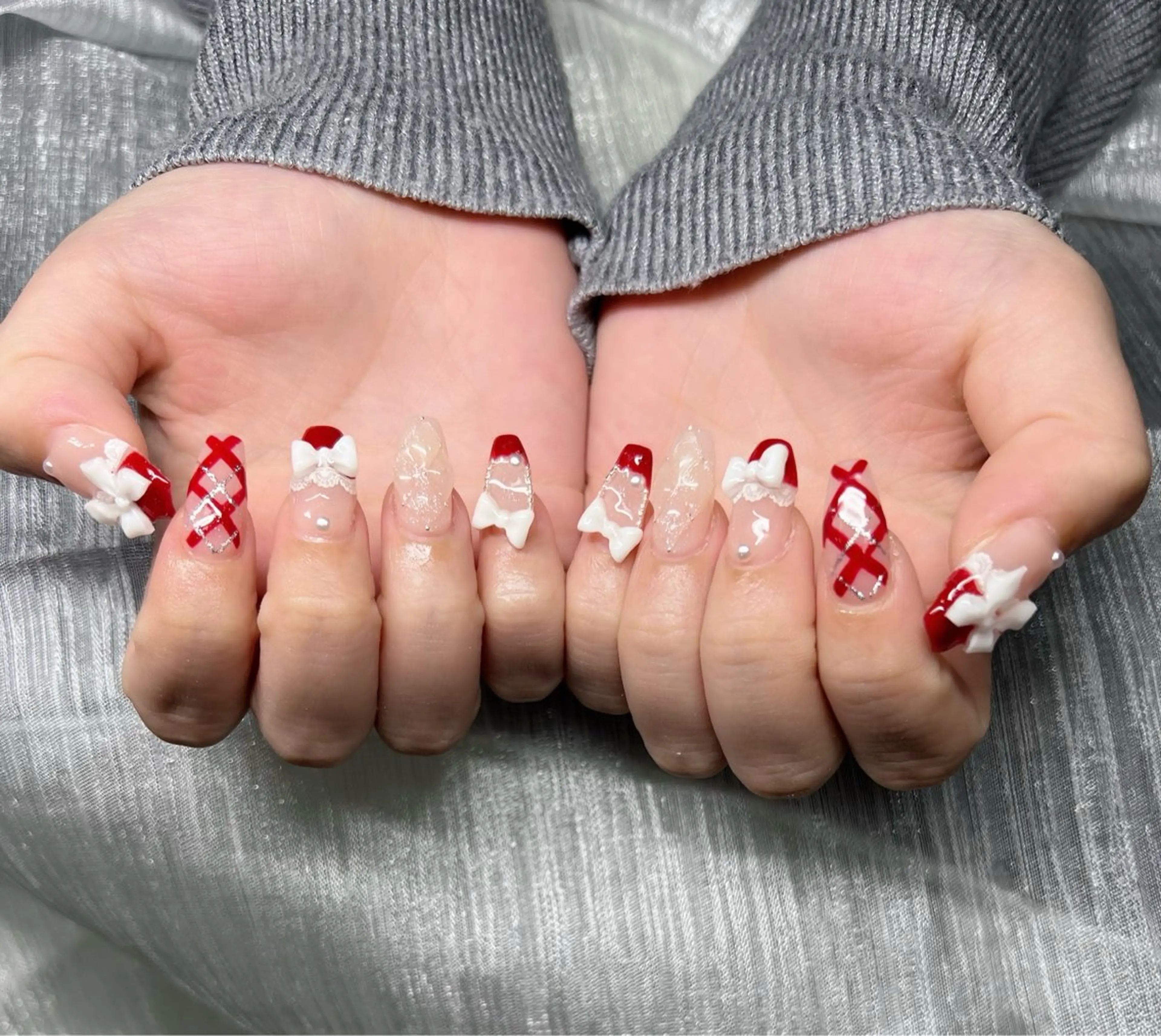 ネイル オーロラネイル チークネイル 長さ出し フットネイル フレンチネイル ハンドネイル Lee Nailsのネイルデザイン