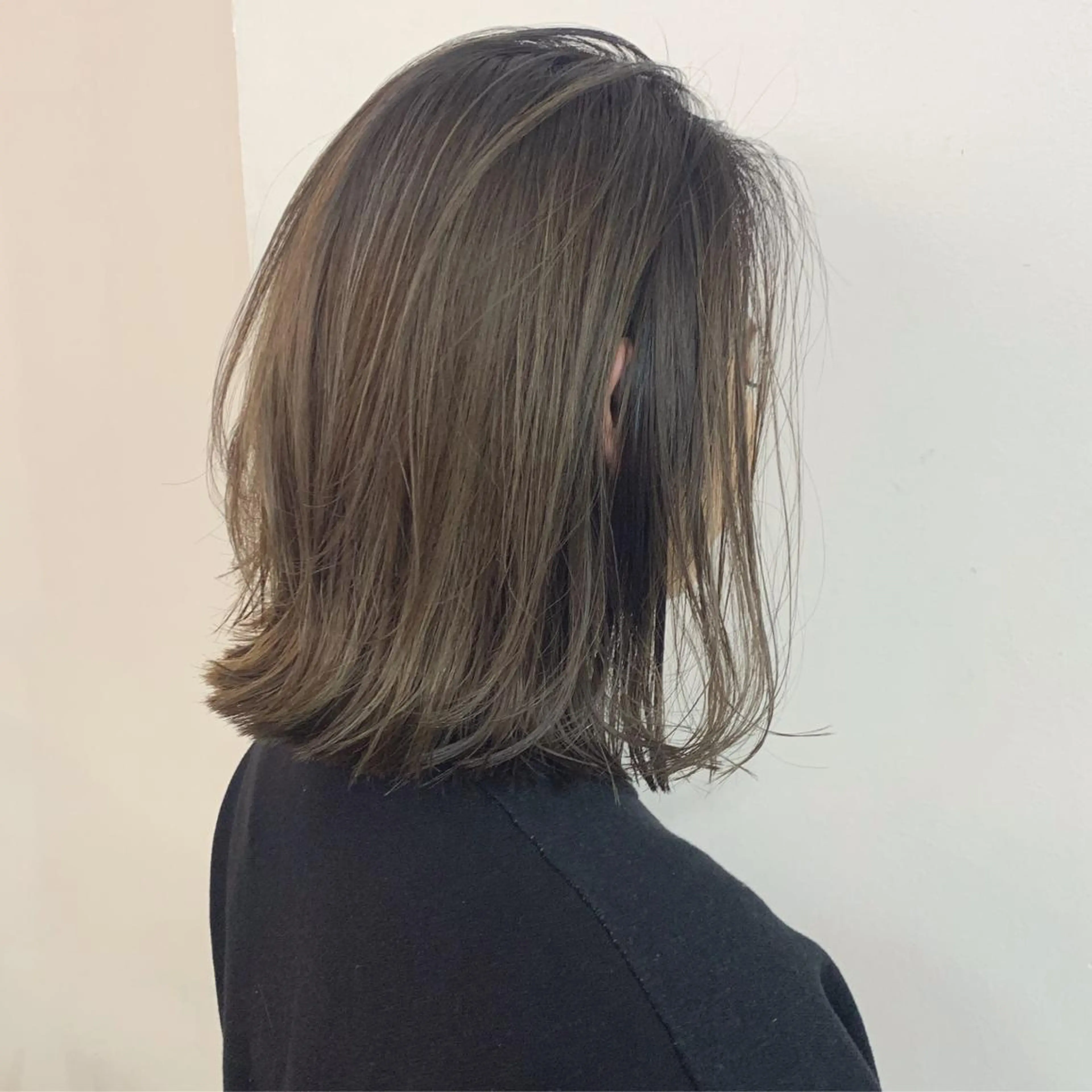 ミディアム カラー グラデーションカラー ハイライトカラー ハイライト 渋谷ブリーチカラー 韓国ヘアyuikoのヘアスタイル