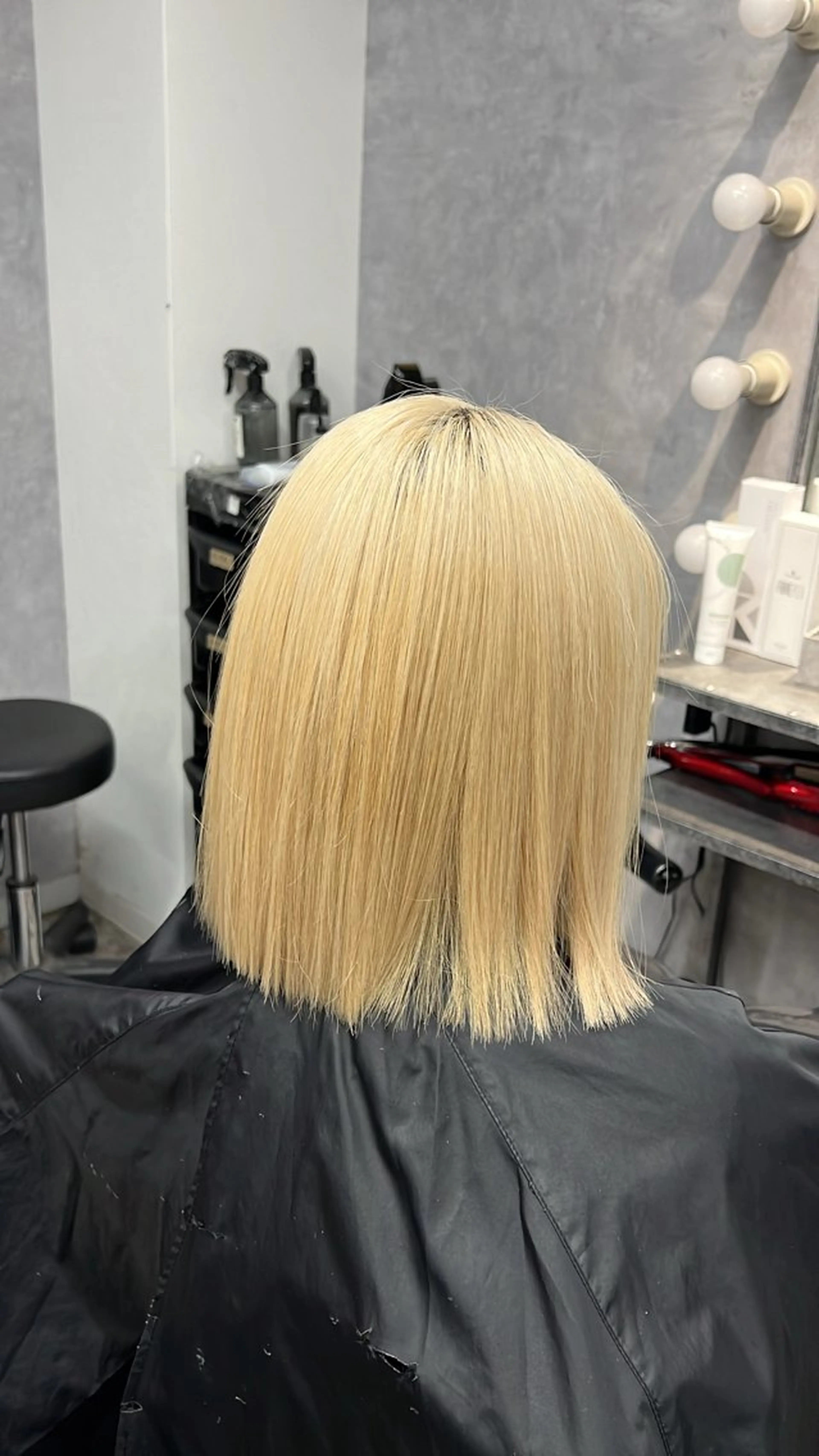 ロング カラー mimiiy梅田 中崎町ハイトーンのヘアスタイル