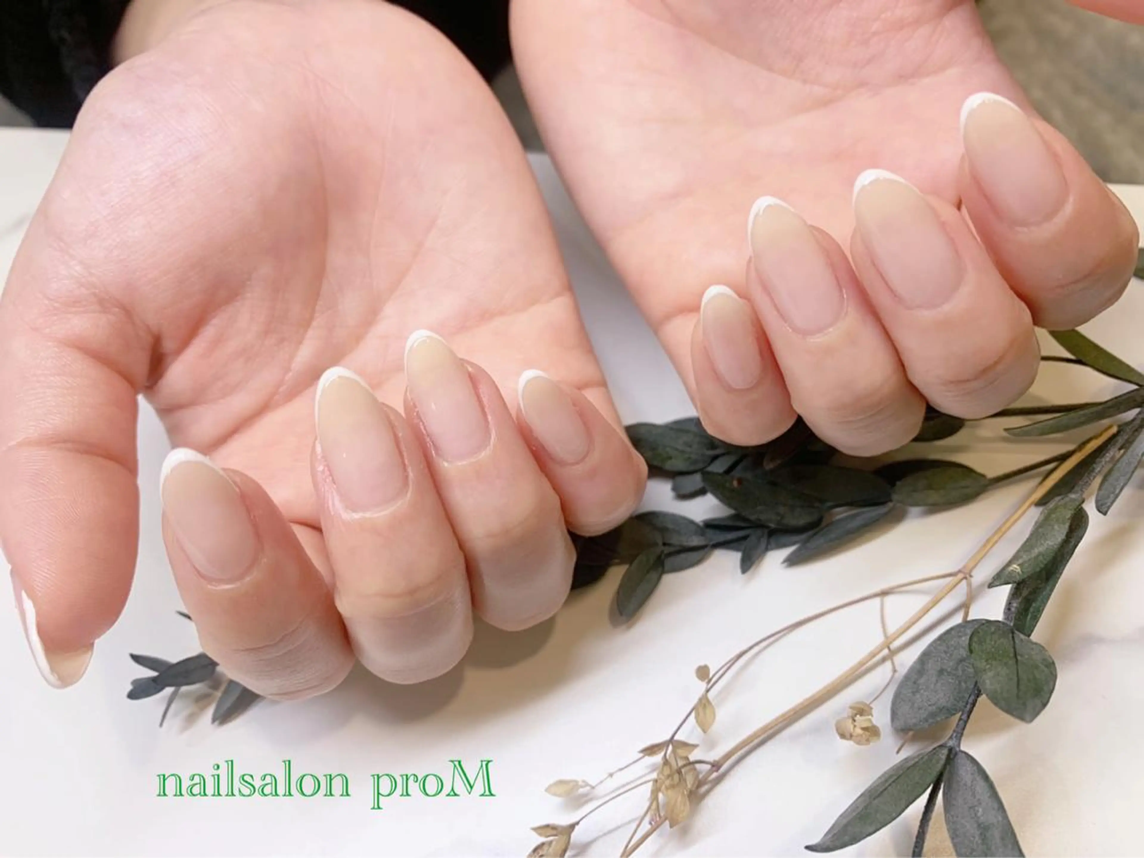 ネイル フレンチネイル *･*MIMnail *･゜ﾟ･*:･*のネイルデザイン