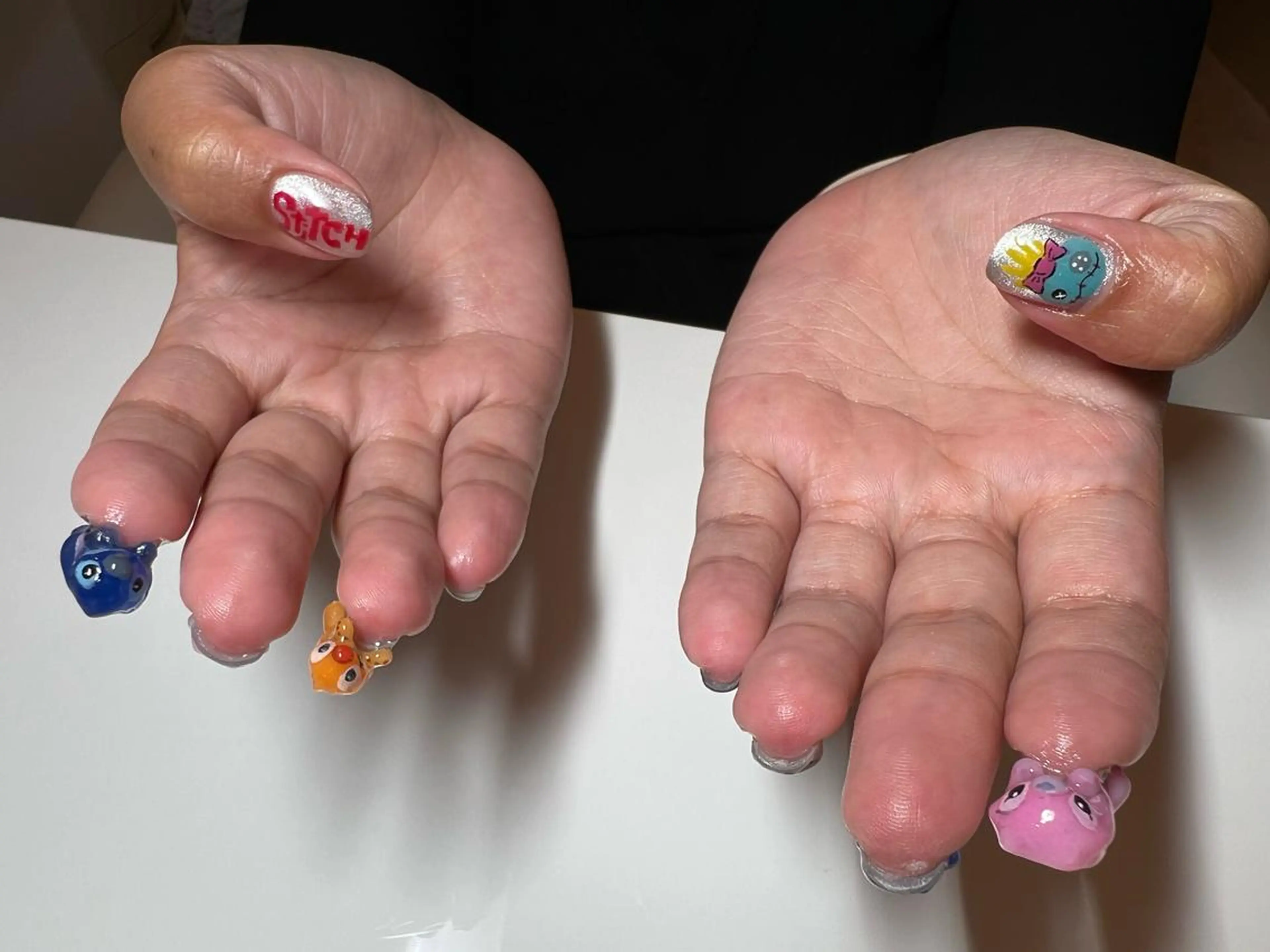 ネイル 髙城 亜紀のネイルデザイン