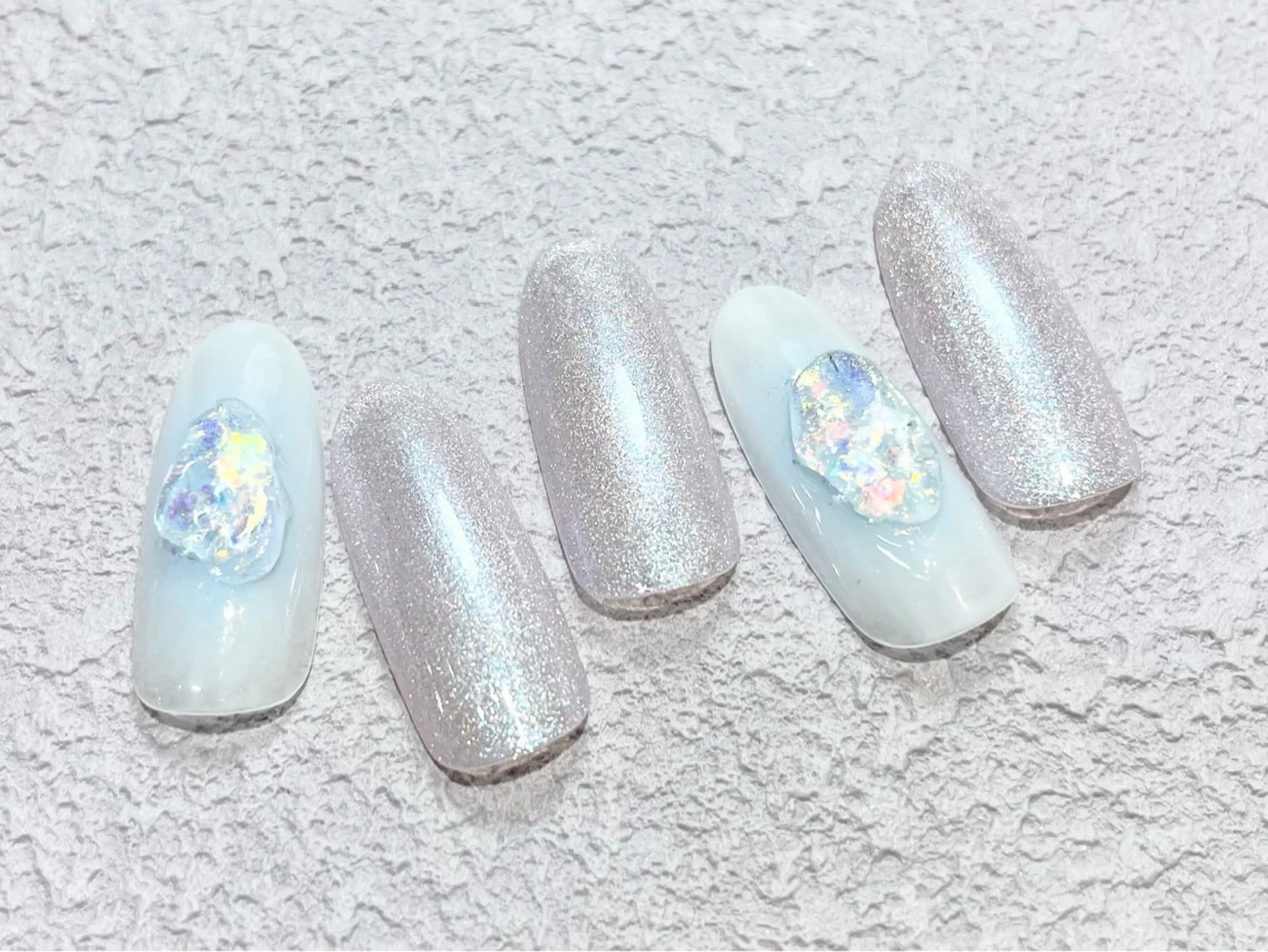 ネイル オーロラネイル ジェルネイル ニュアンスネイル オフィスネイル シンプルネイル ネイルサロン パールのネイルデザイン