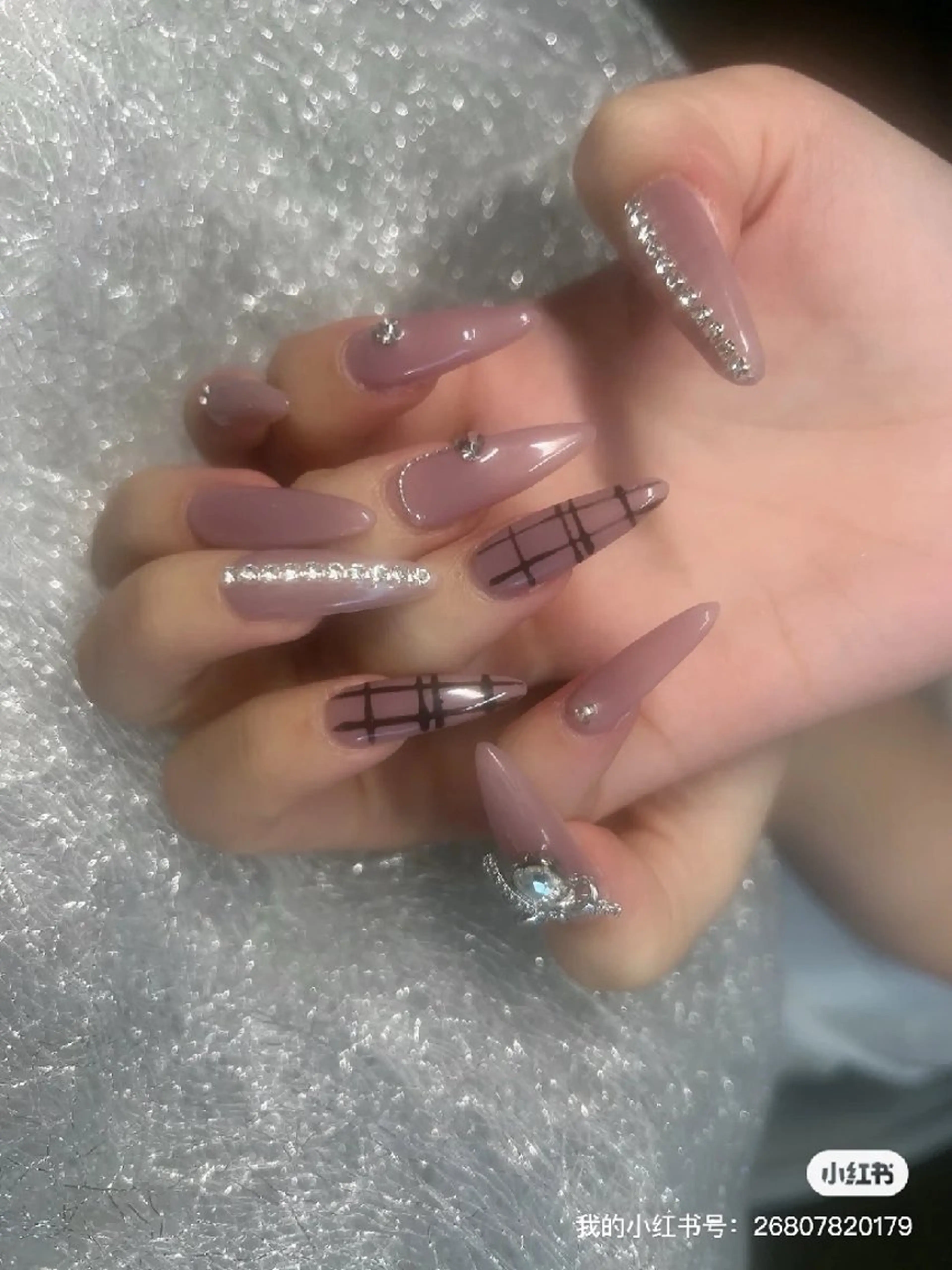 ネイル か にのネイルデザイン