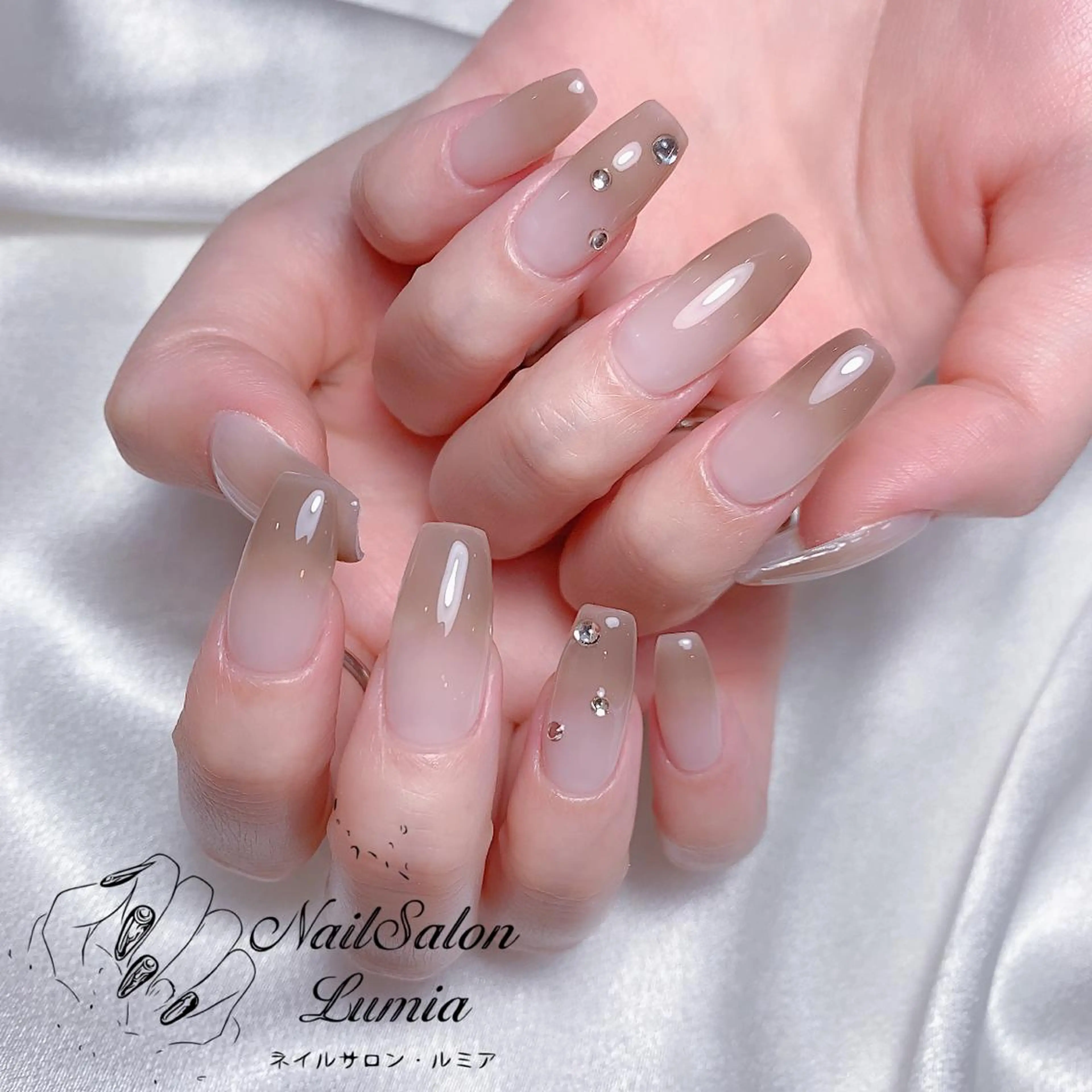 ネイル ハンドネイル ネイルサロン ルミア Lumia 店長のネイルデザイン