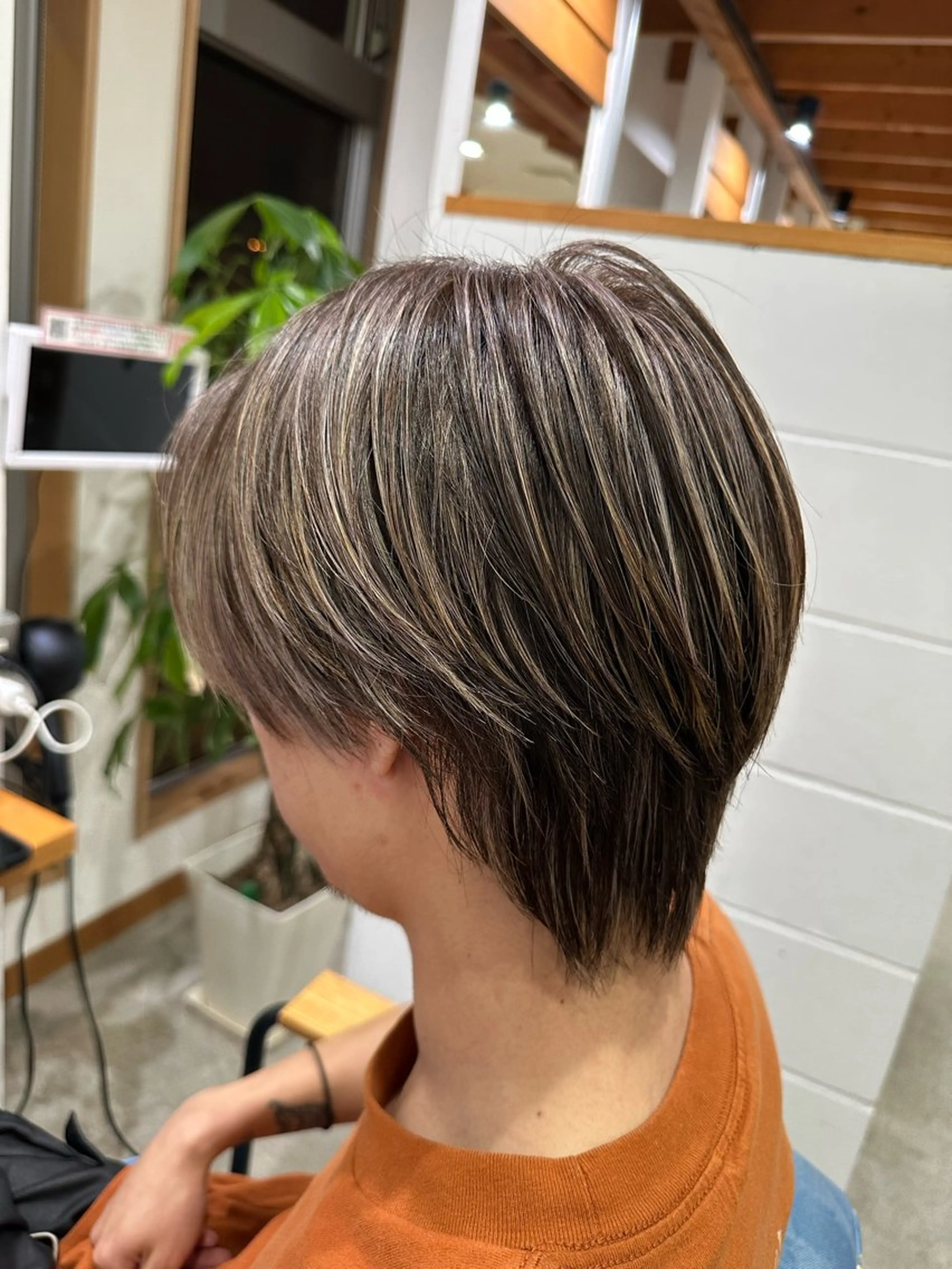 カラー ハイライトカラー ヘアカラー なりたいを叶える💓 生島あかりのヘアスタイル