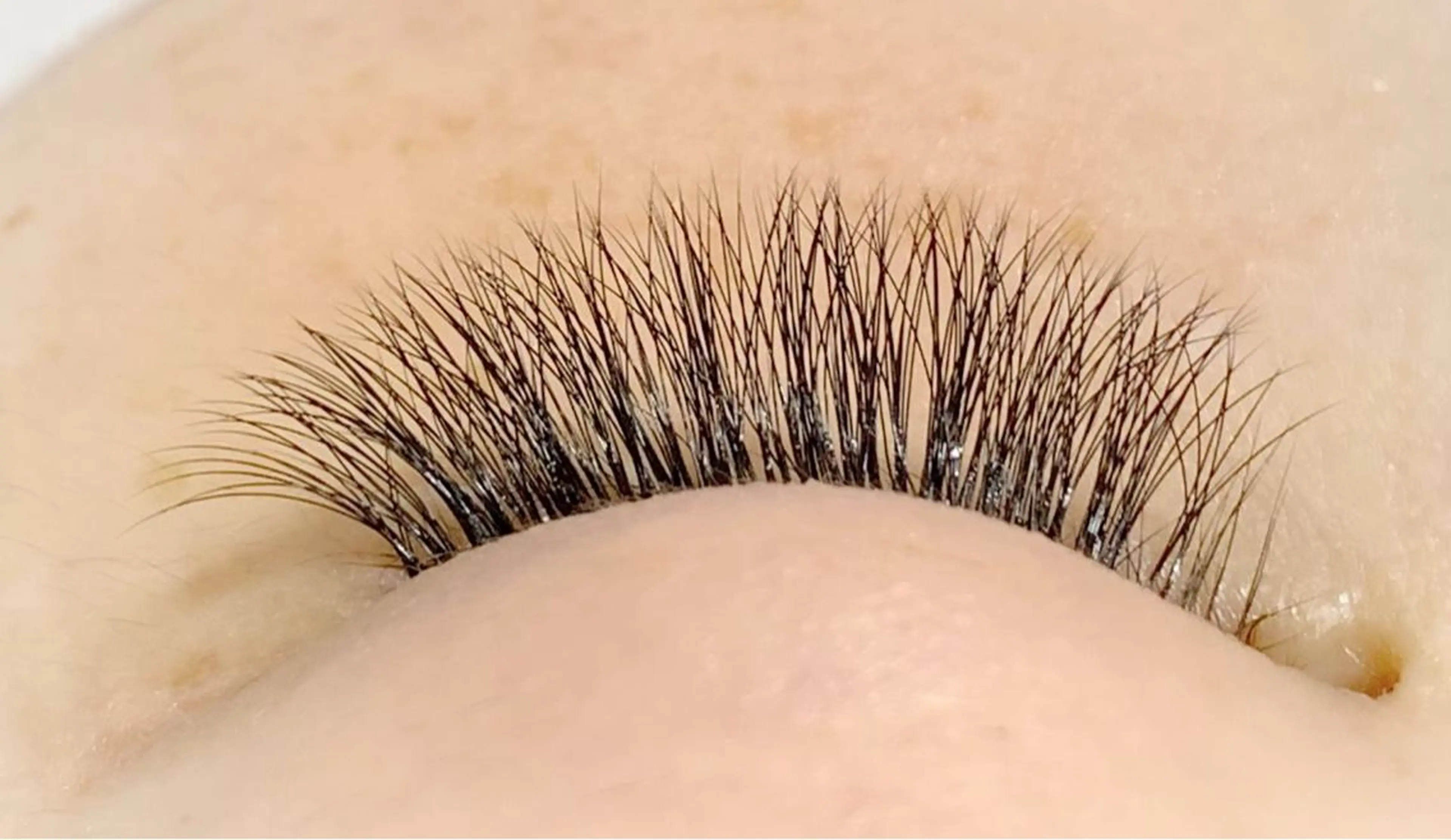 マツエク・マツパ ボリュームラッシュ KEY〜 CHIHIROのマツエク・マツパデザイン