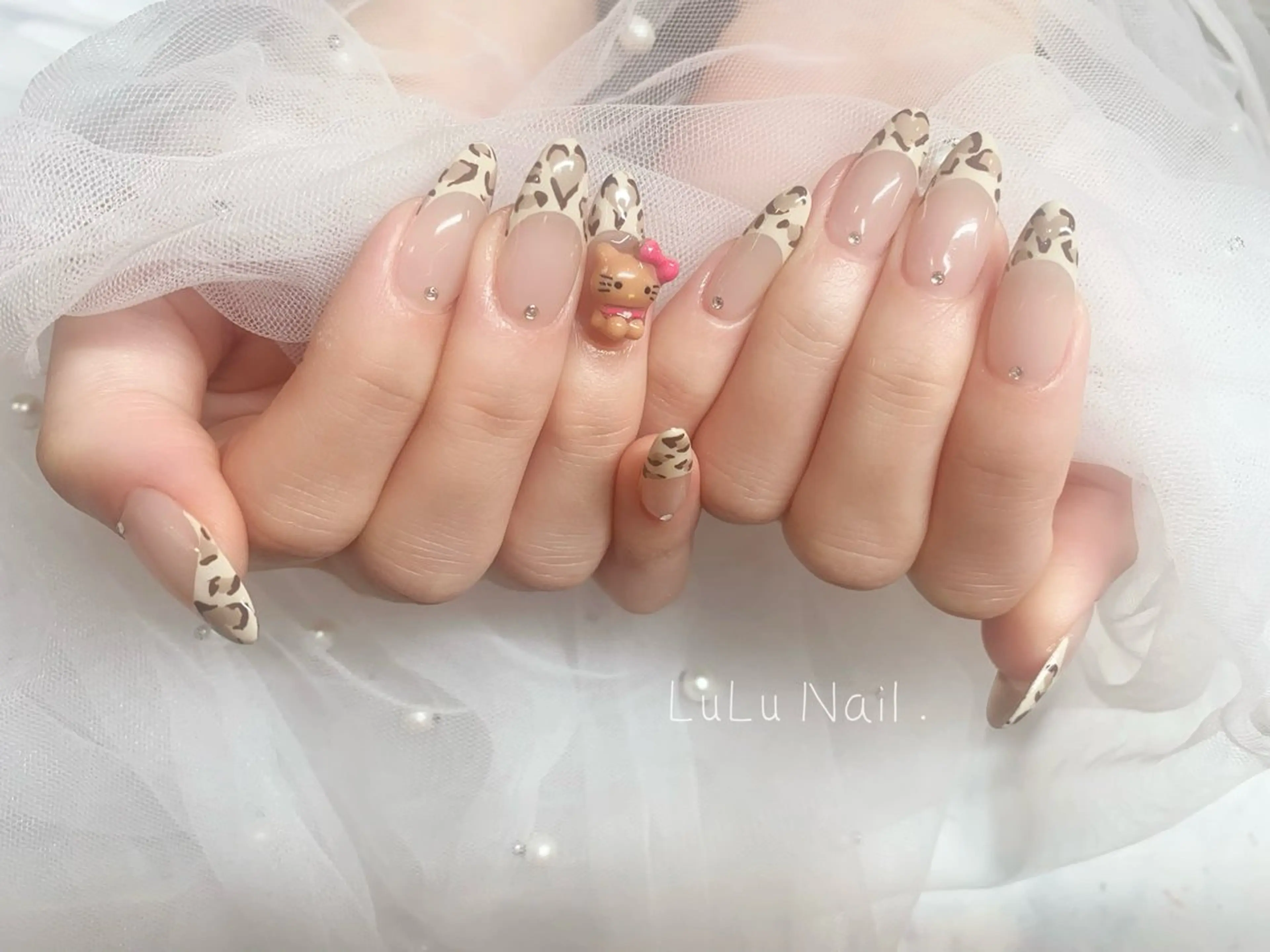 ネイル ハンドネイル LULU Nail  Salon 新宿所属・LU LU NailSalonのネイルデザイン
