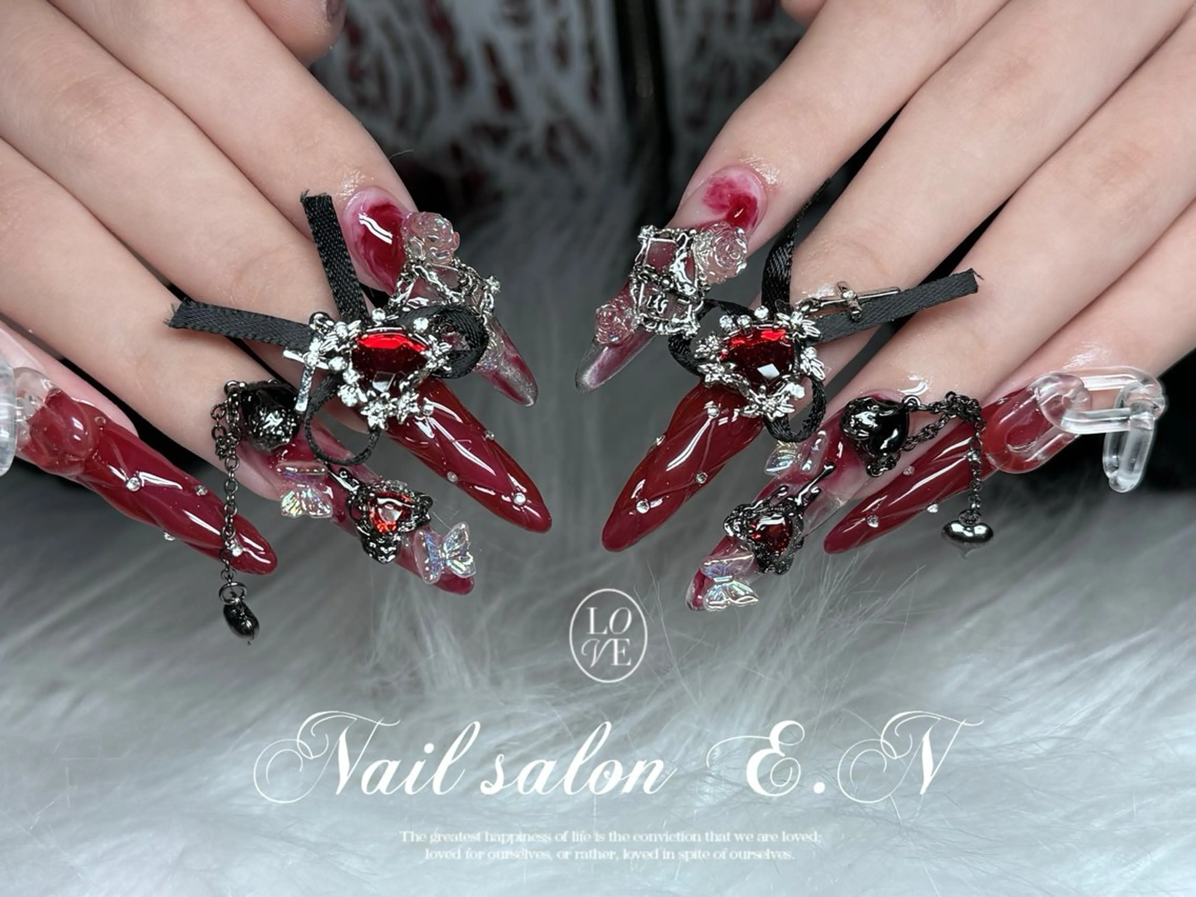 ネイル E.N🦋 長さ出し/持ち込みのネイルデザイン