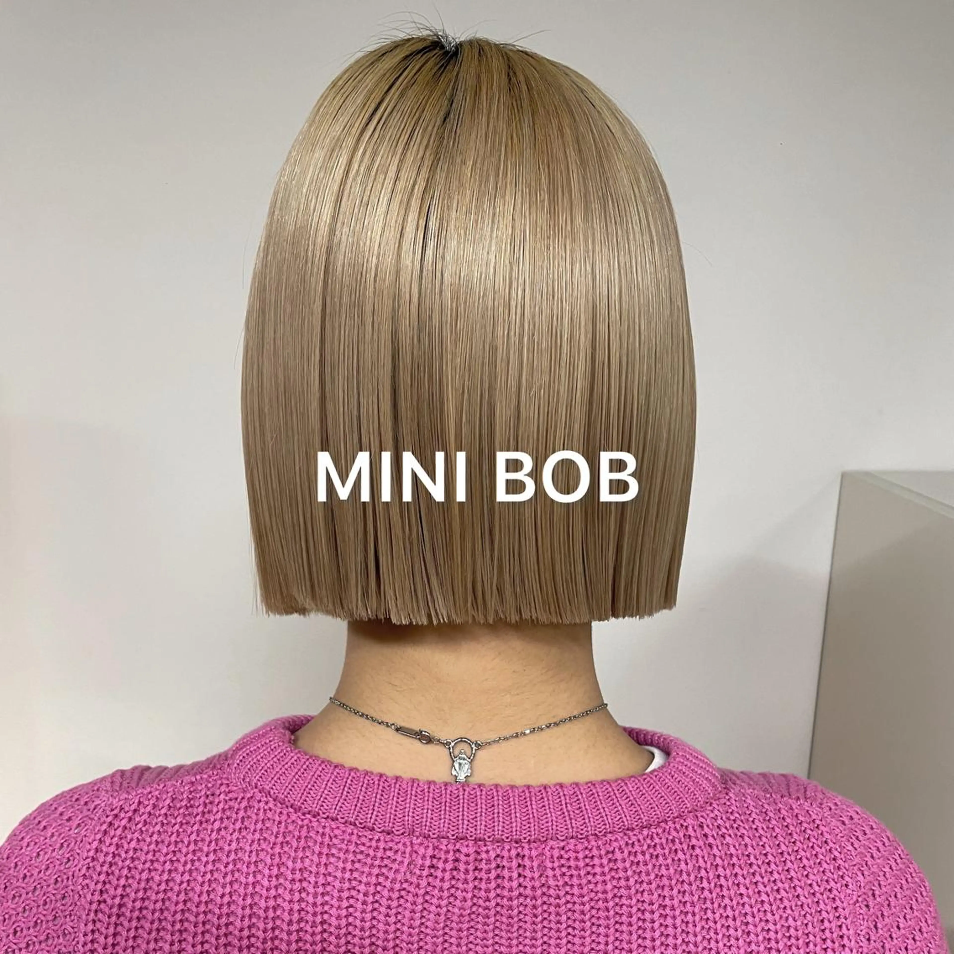 ショート ボブ GOTODAYシェアサロン梅田店所属・まな カラー、メンズパーマのヘアスタイル