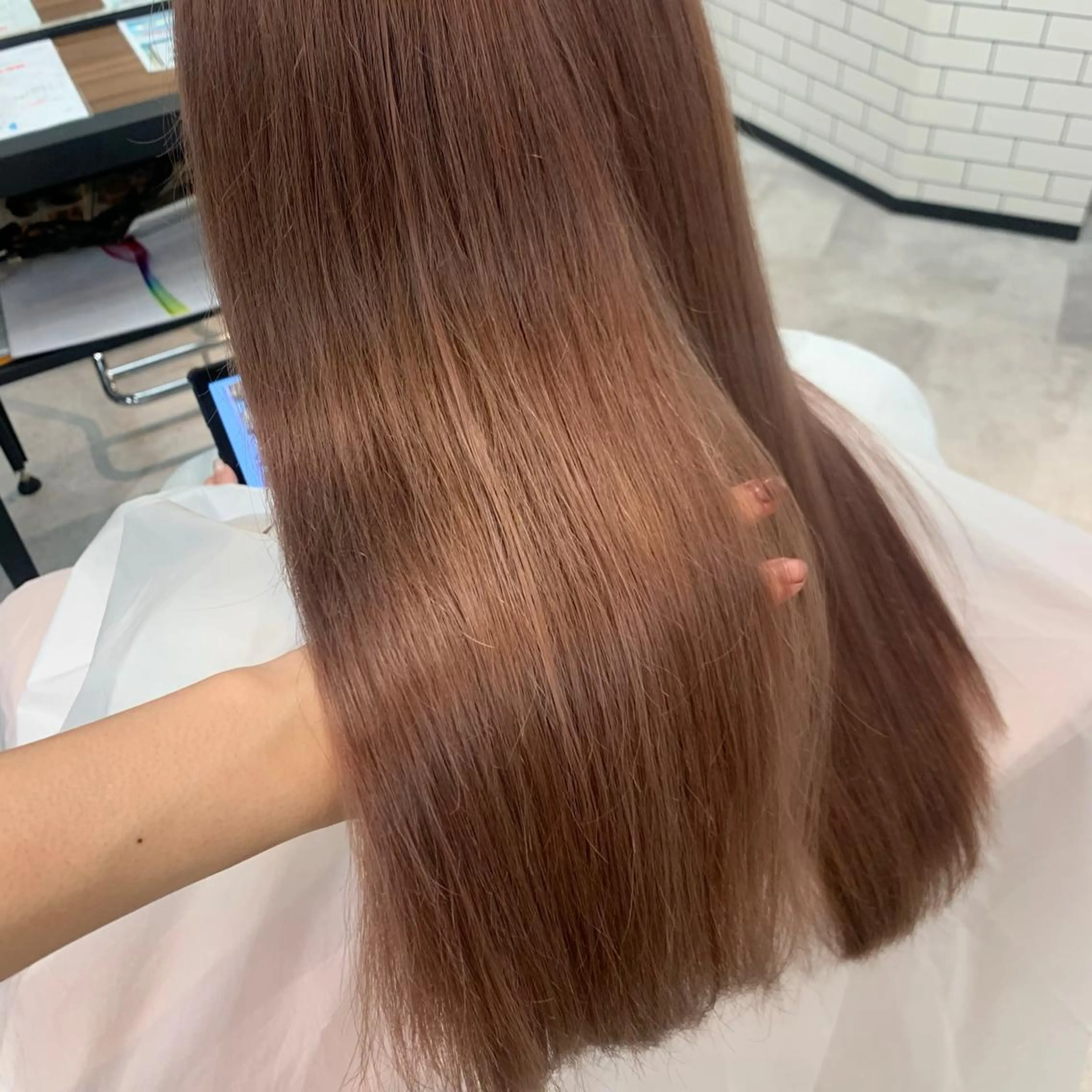 ロング カラー ヘアアレンジ ベージュカラー ブラウンカラー ピンクカラー ピンクベージュ ピンクブラウン ヘアカラー Bei Licoldo.所属・マツオカ マコのヘアスタイル