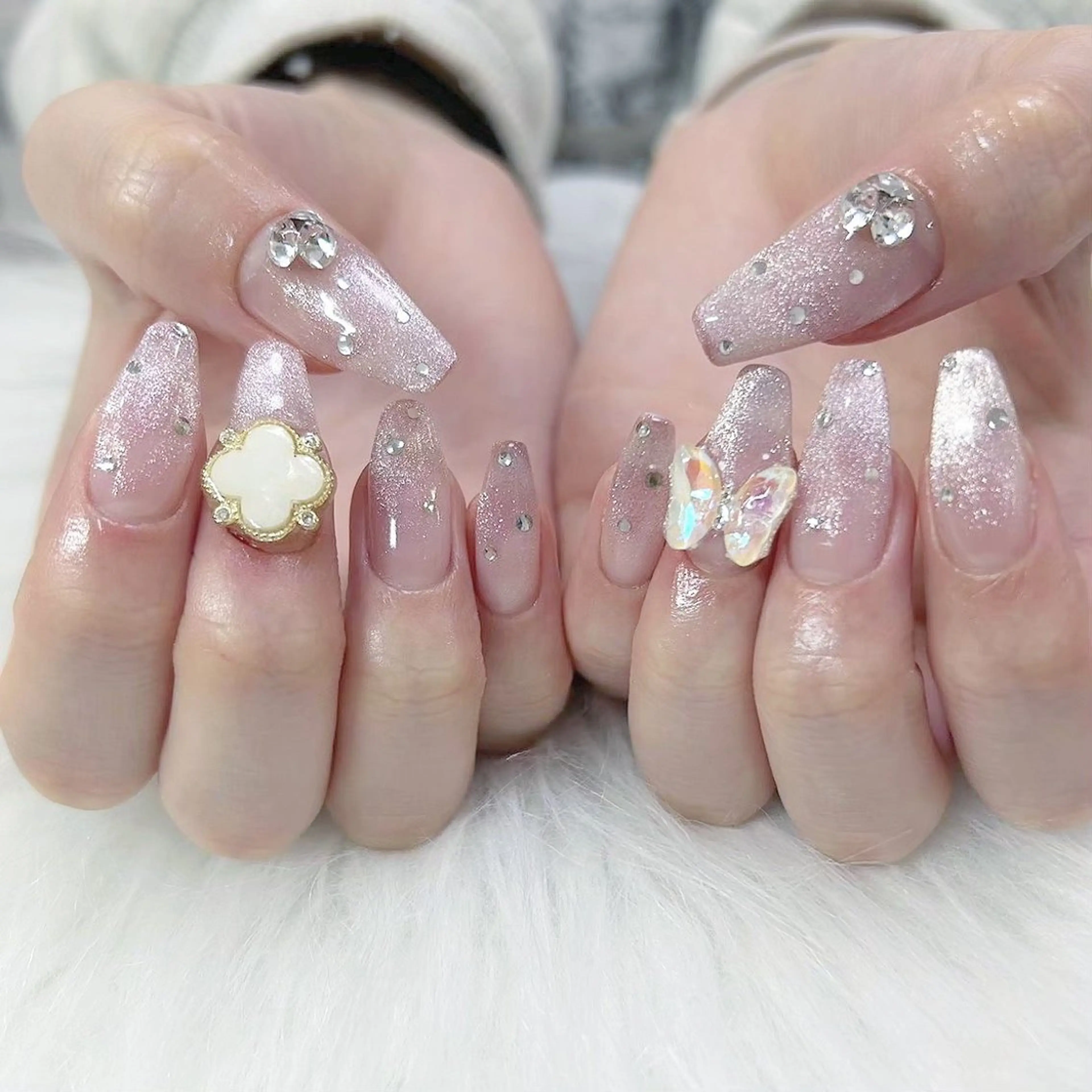 ネイル グラデーション ハンドネイル フットネイル Minami 🍓のネイルデザイン