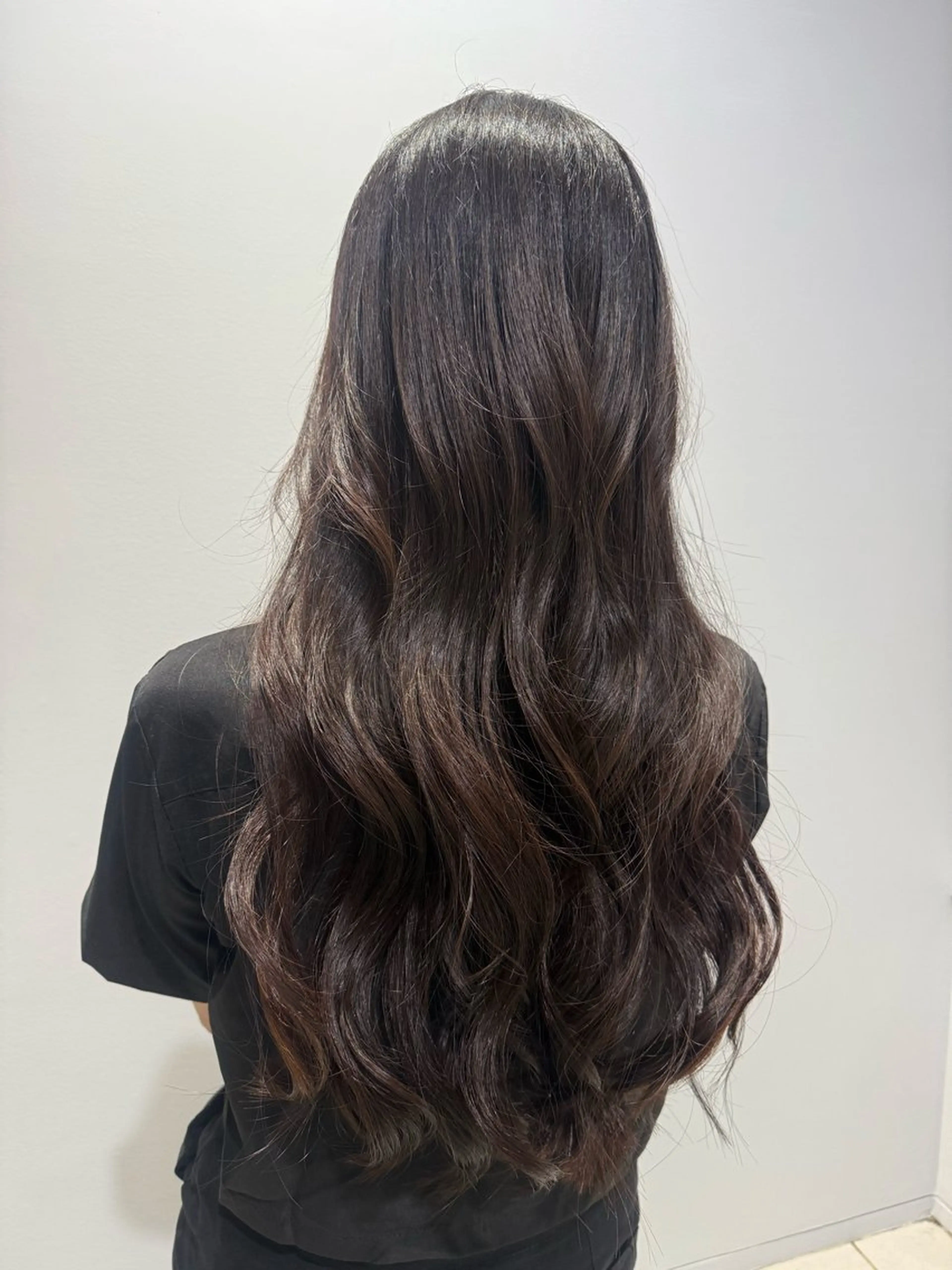 シャンプー + ヘアセットの写真