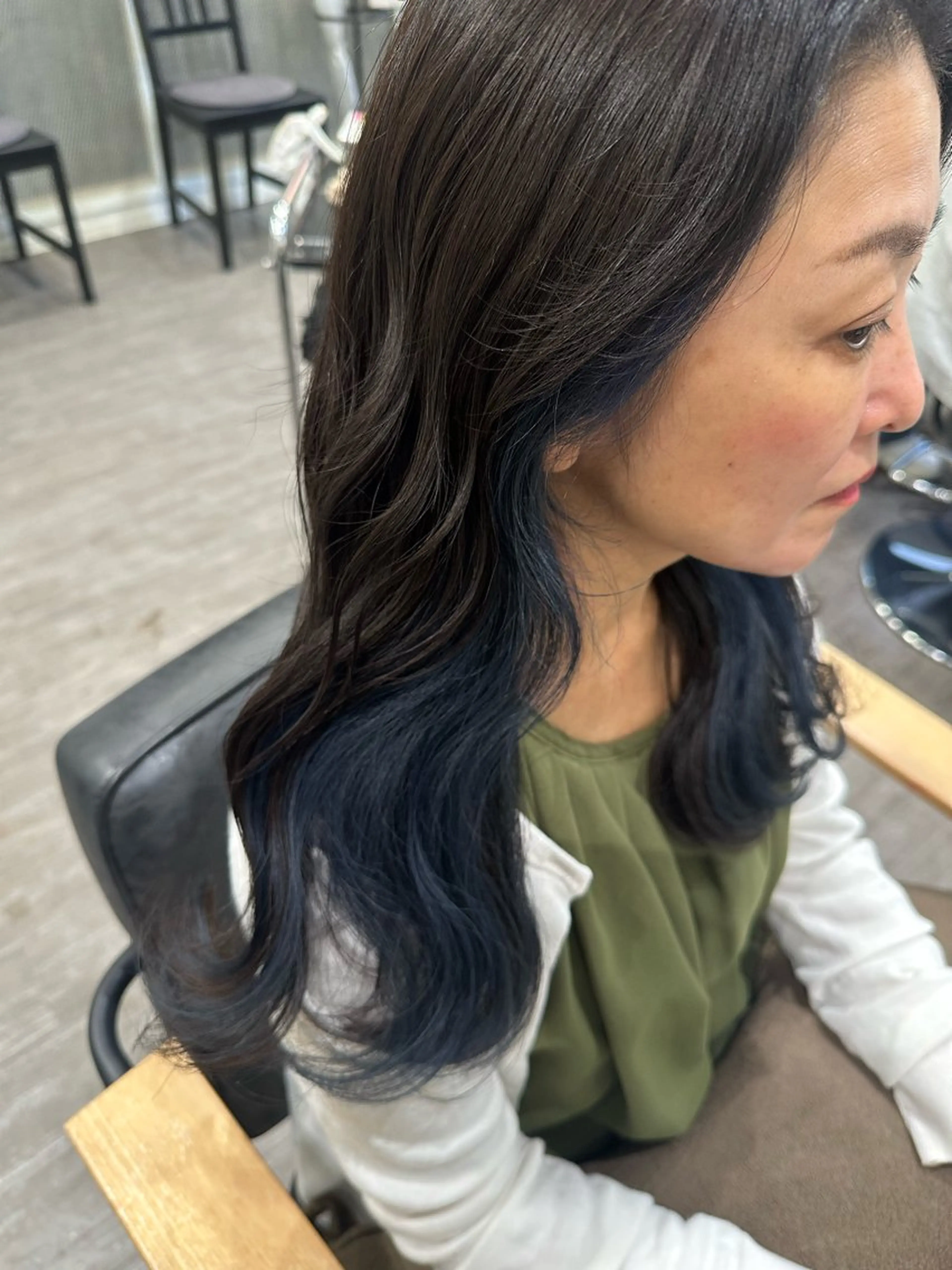 セミロング カラー ブルーカラー 艶髪レイヤー上田 紗也🇰🇷💗のヘアスタイル