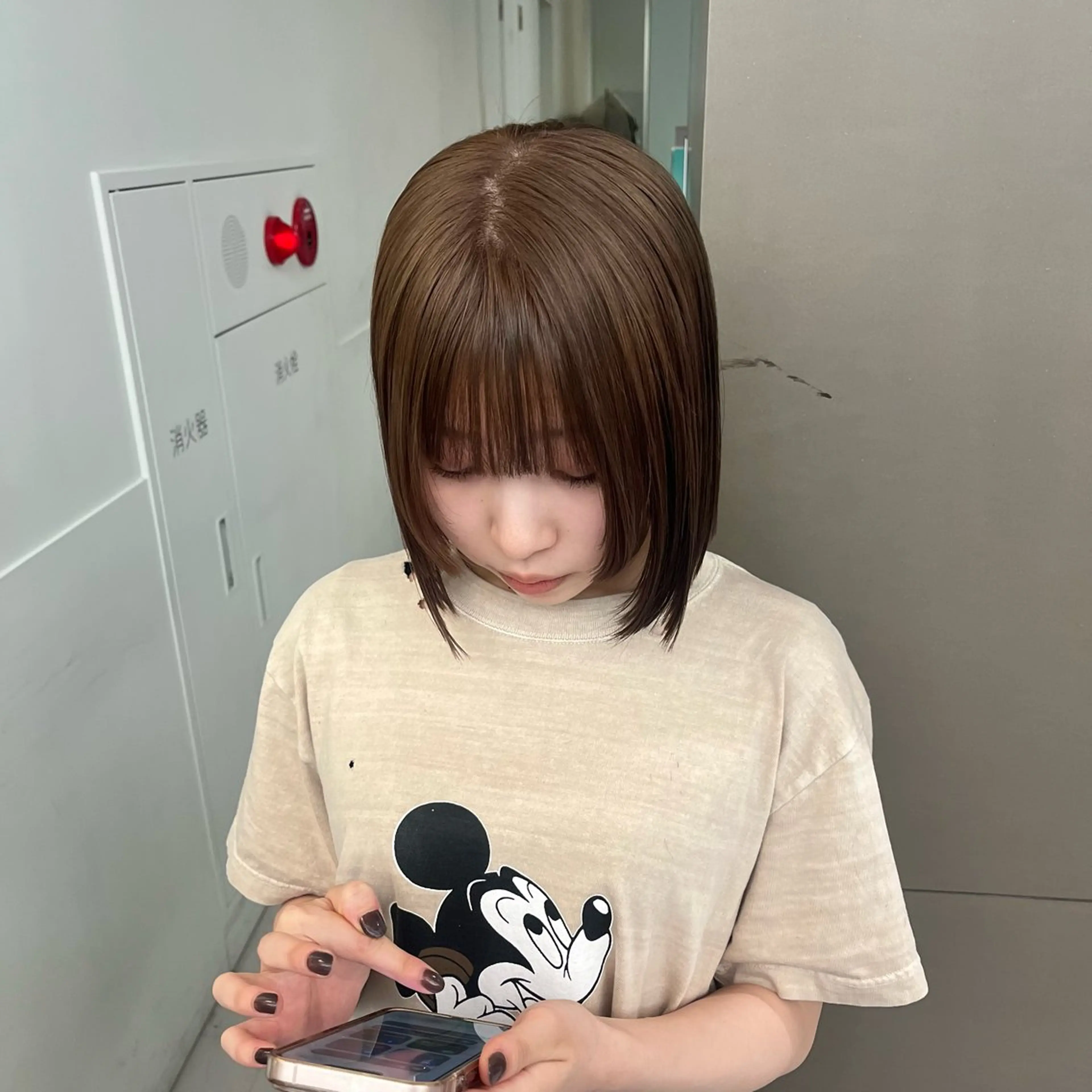 ショート カラー ベージュカラー ブリーチ 透明感カラー ダブルカラー ヘアカラー トリートメント ブリーチ/レイヤー 🌻Mutsumiのヘアスタイル