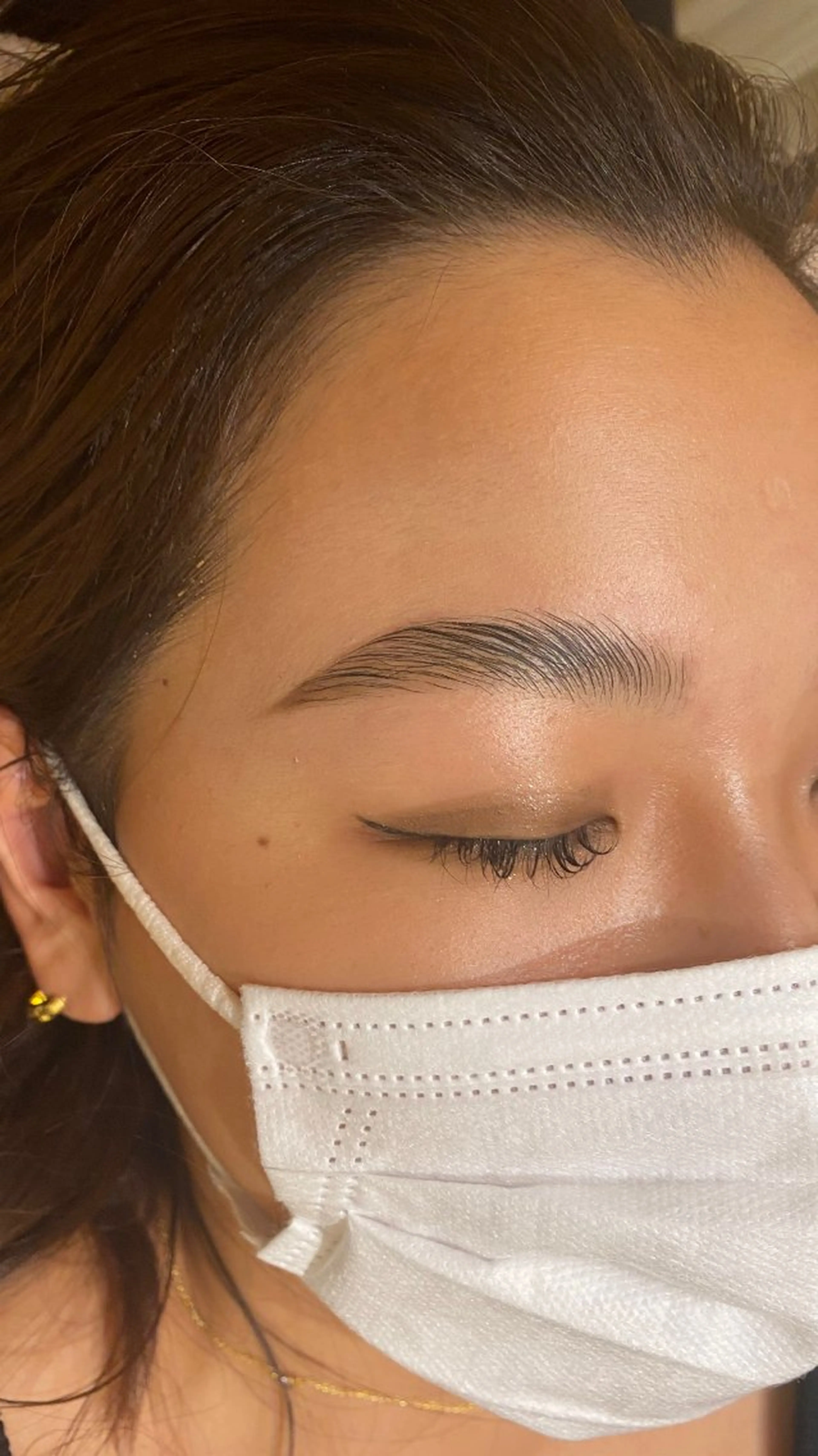 【🎀ハリウッドブロウリフト🎀】※ワックス脱毛付き（メイクor間引き+330円）の写真