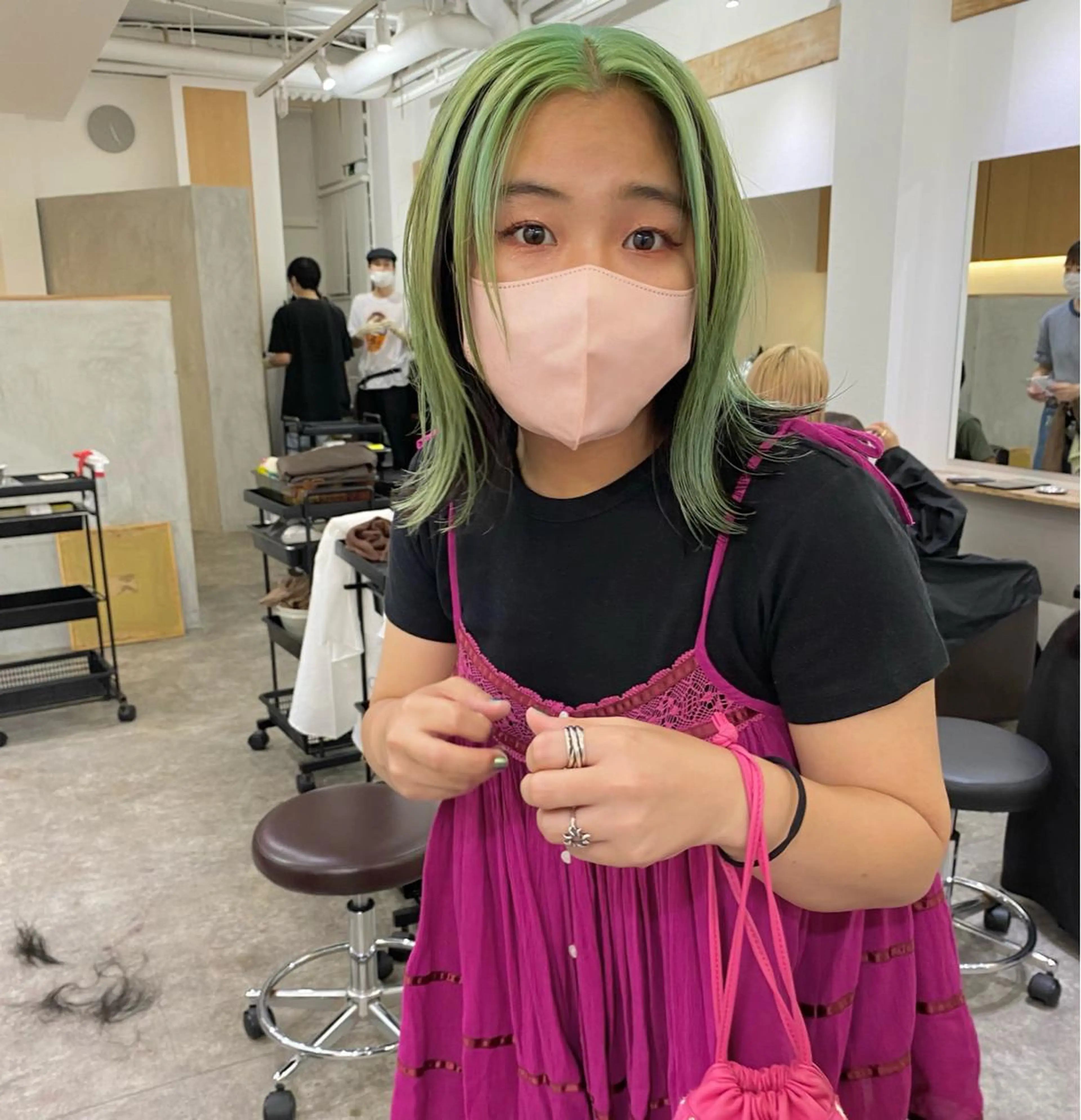 ミディアム カラー ハイトーンカラー ヘアカラー 森貴裕/ベージュ/ パーマ/オリーブのヘアスタイル