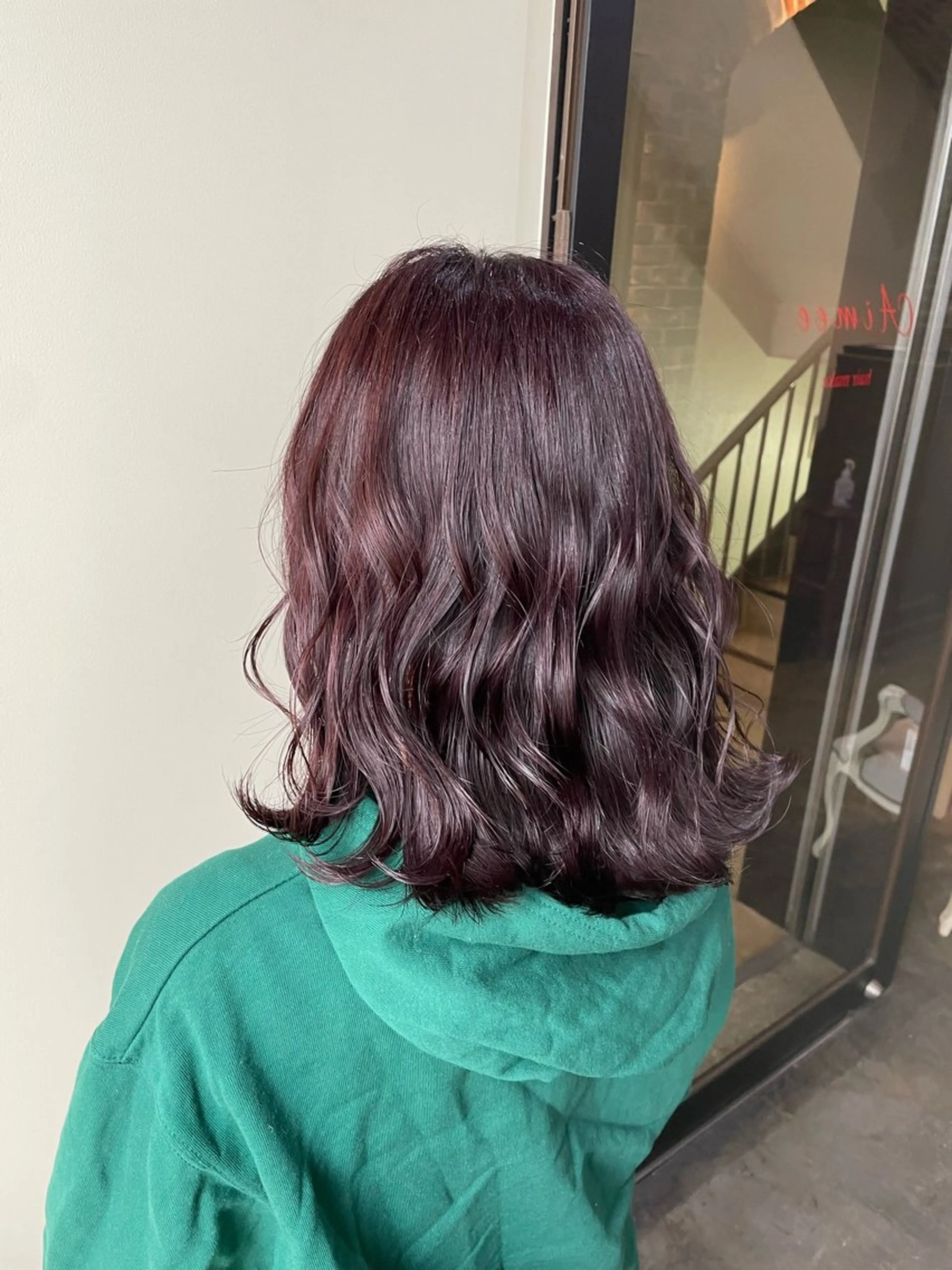 セミロング ヘアカラー 透明感🌱ハイトーン ✨艶髪🫧川﨑　翼のヘアスタイル