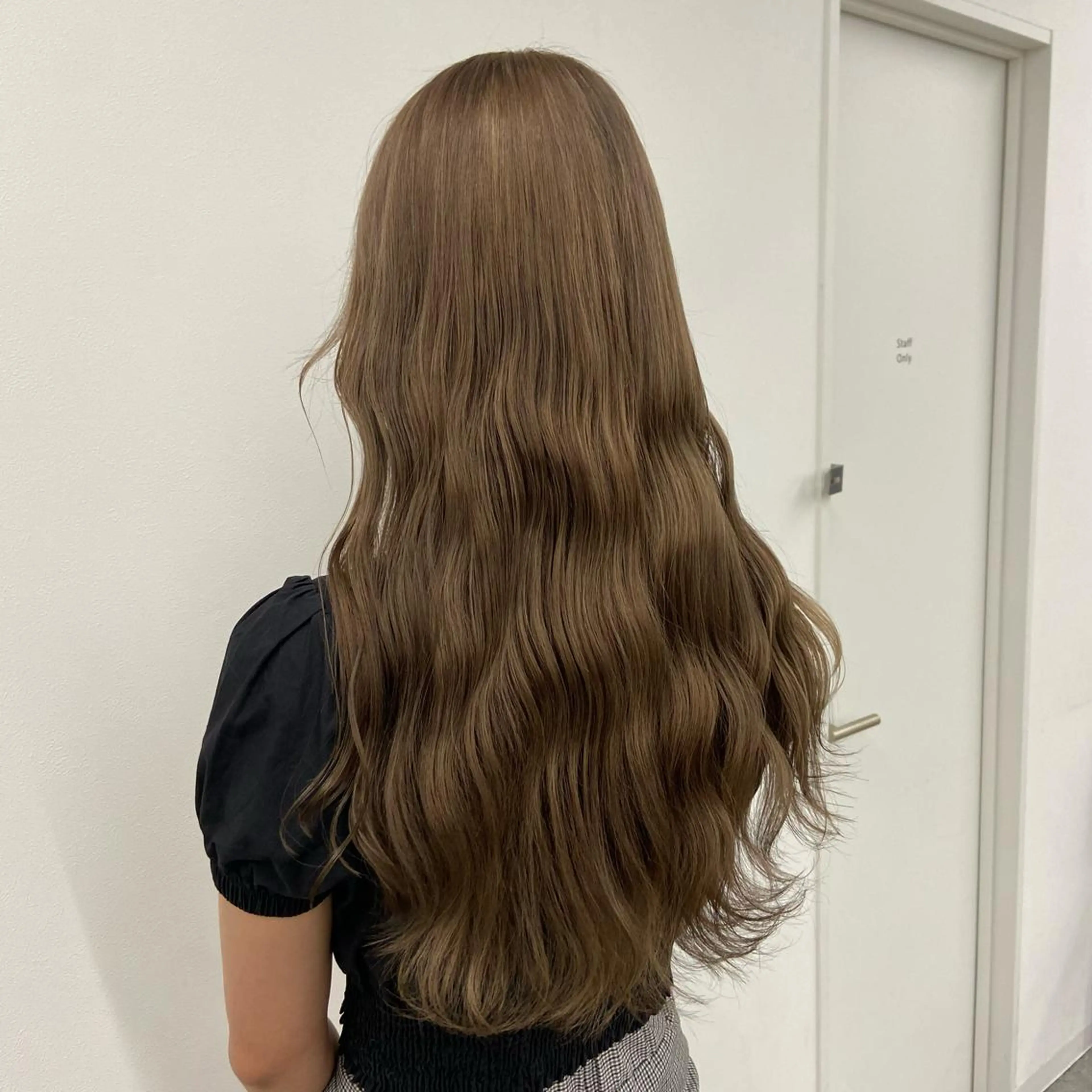 ロング トレンドモテカラー 🩷色落ちまで可愛くのヘアスタイル