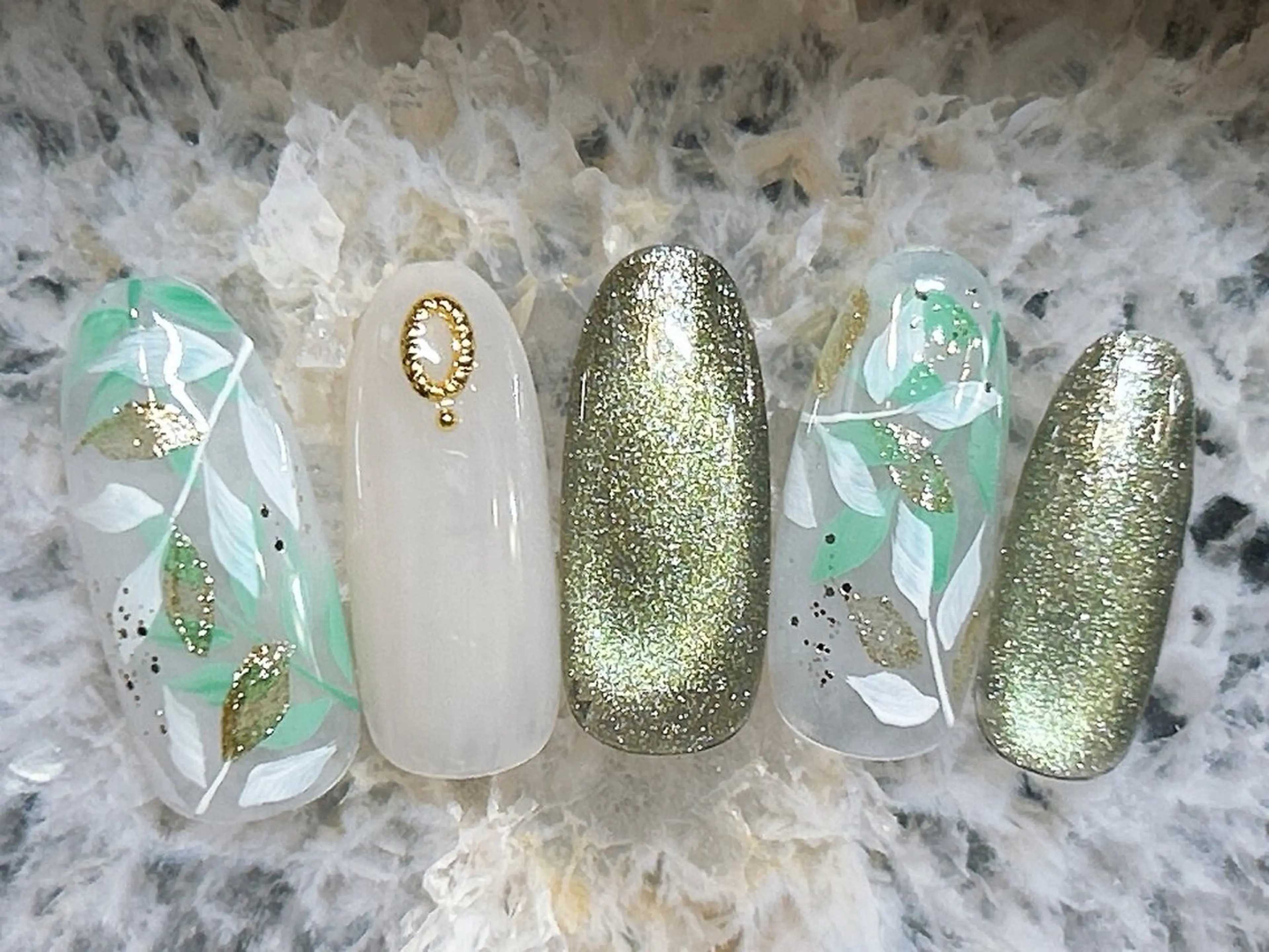 ネイル aimer tomomiのネイルデザイン