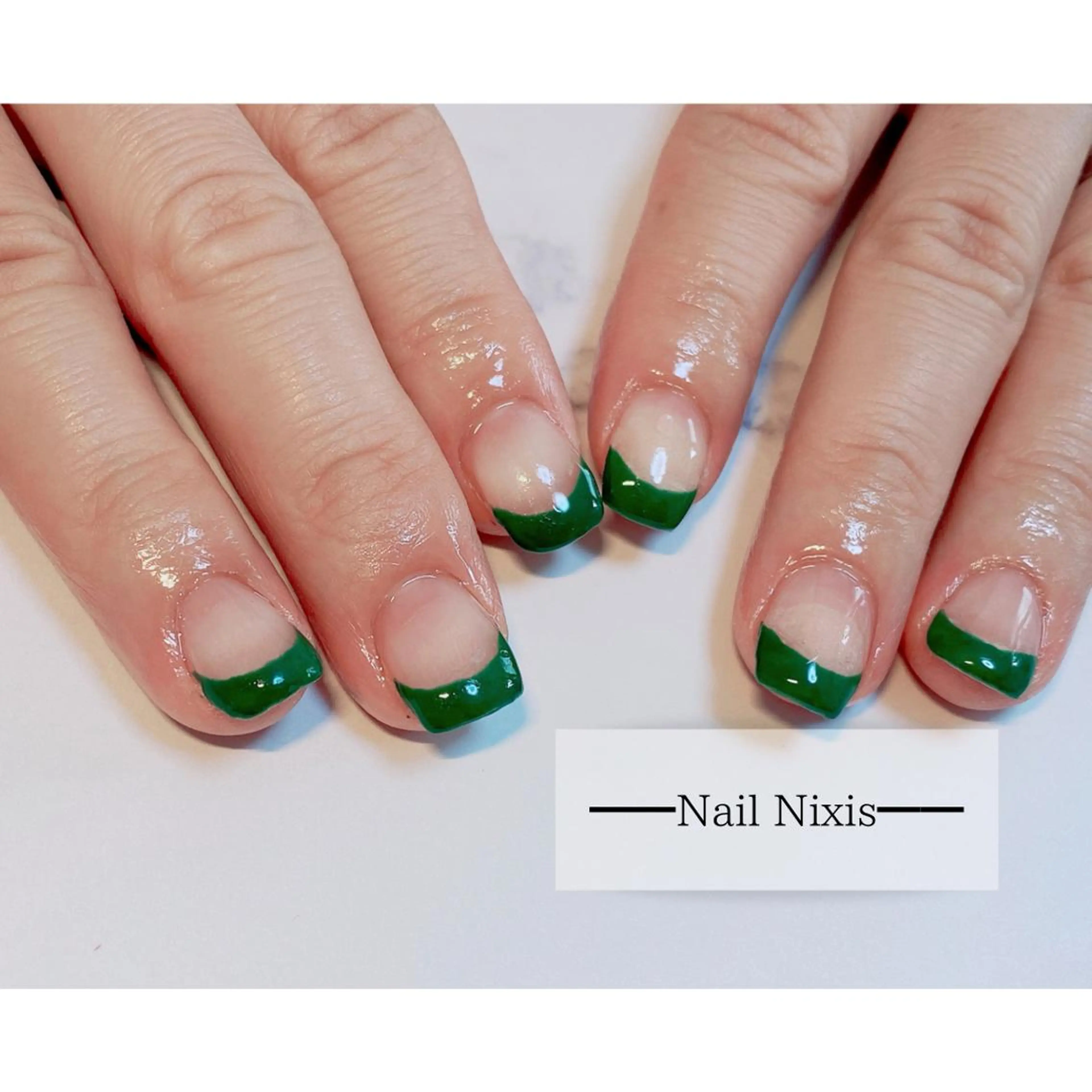 ネイル 大人キレイ 𝑁𝑖𝑥𝑖𝑠のネイルデザイン