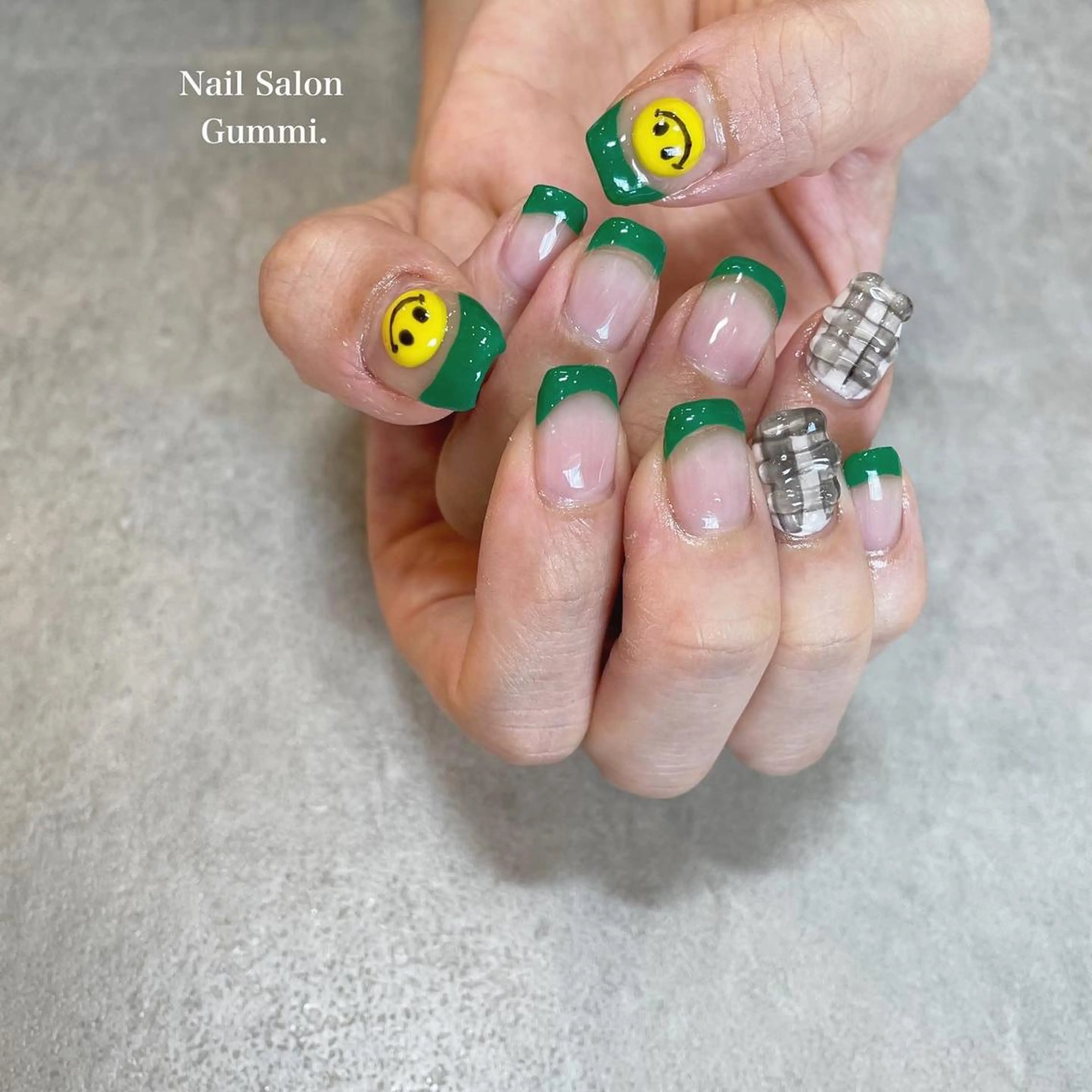ネイル フレンチネイル グリーン 韓国ネイル Nail Salon Gummi.のネイルデザイン