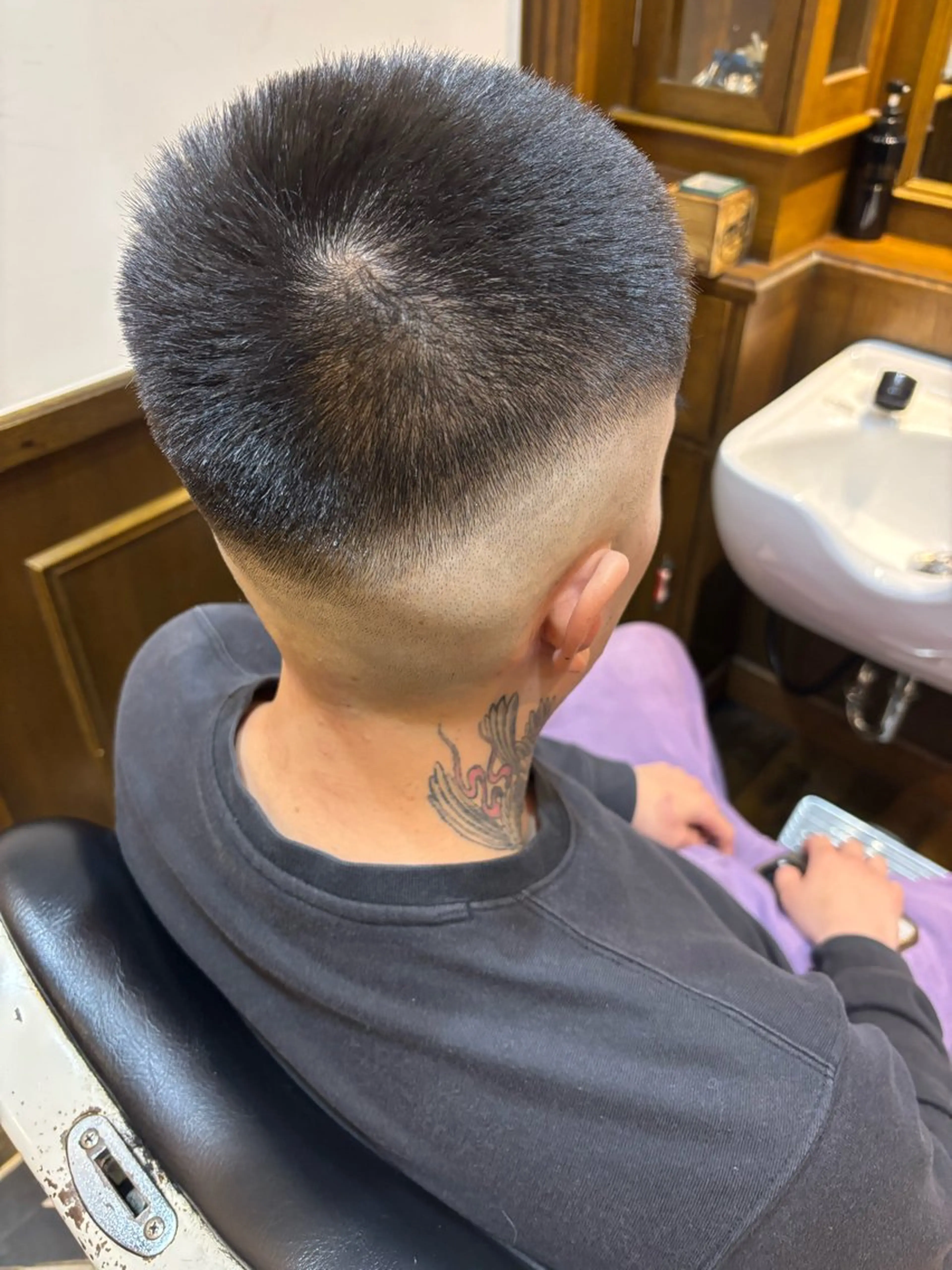 ショート メンズ フェードカット スキンフェード プレミアムバーバーパレスホテル東京店所属・松橋 海渡のヘアスタイル