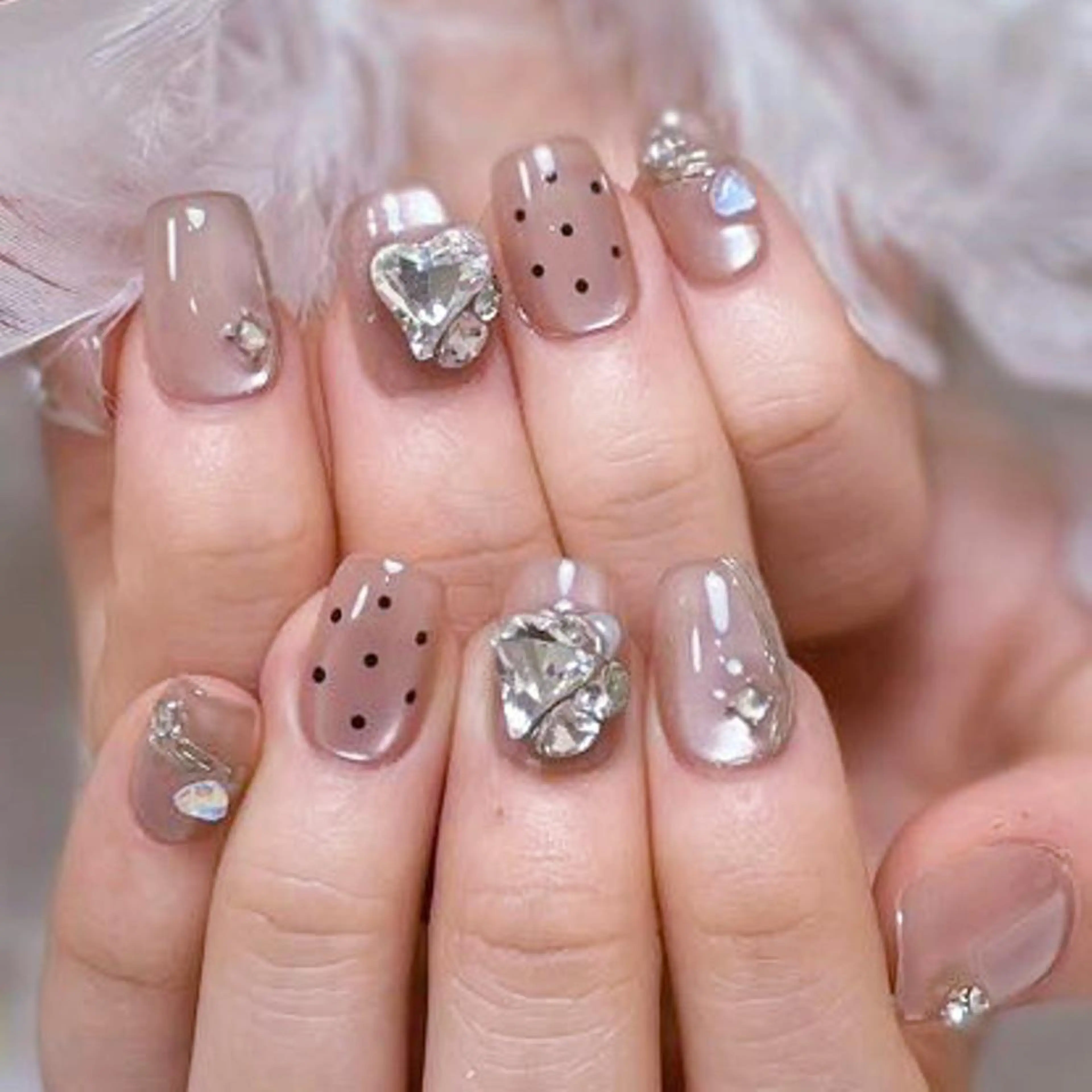 ネイル アートネイル オーロラネイル ガーリー キラキラネイル 韓国ネイル DIANMOND NAIL🌸のネイルデザイン