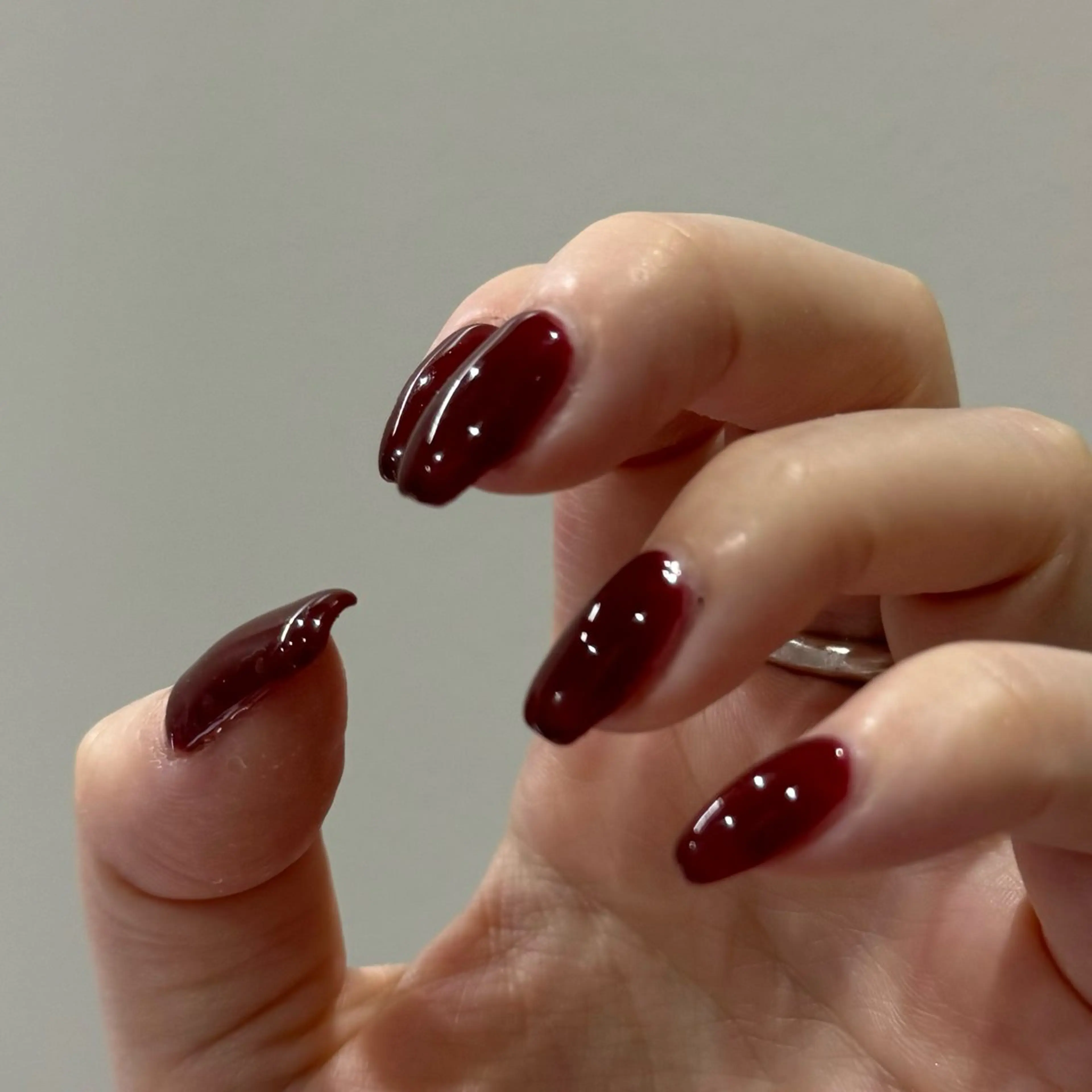 ネイル ボルドー ハンドネイル Tigris.所属・Tigris. sadamotoのネイルデザイン