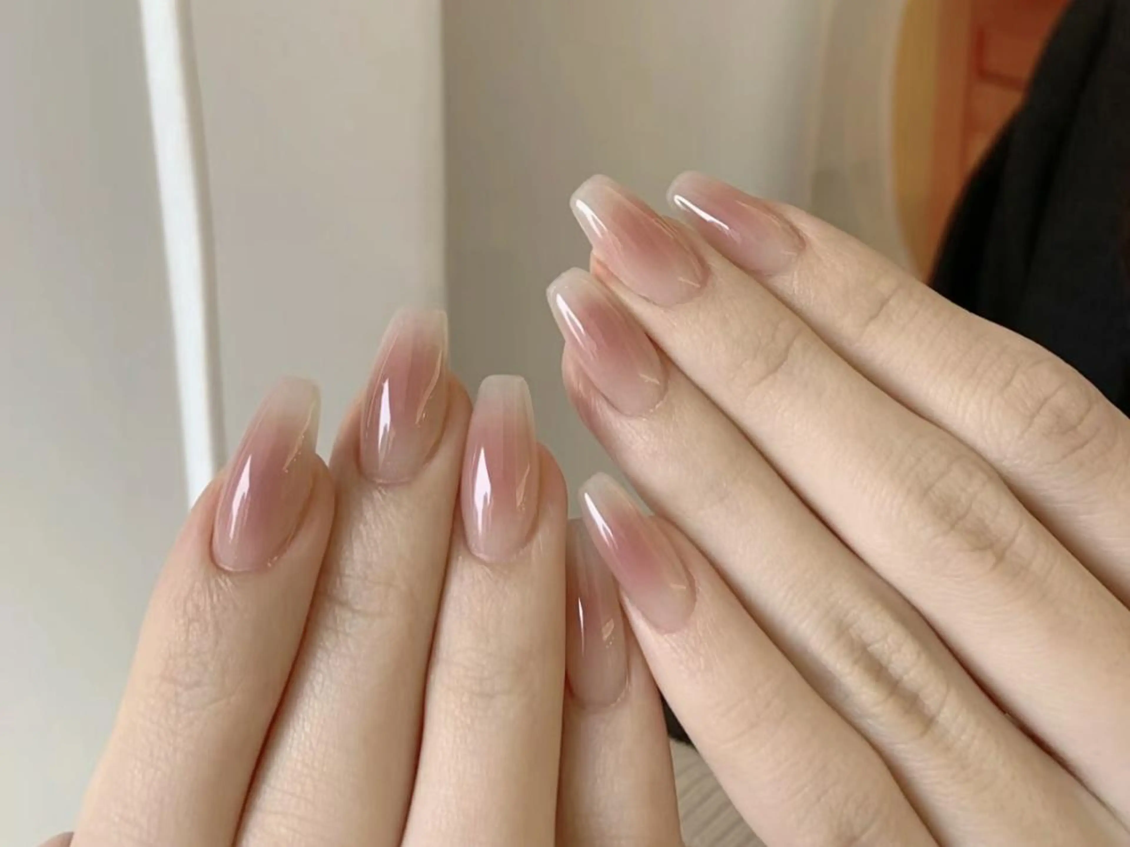 ネイル ジェルネイル キラキラネイル 韓国ネイル ラメ(グリッター) マグネットネイル One plus StudioNailのネイルデザイン