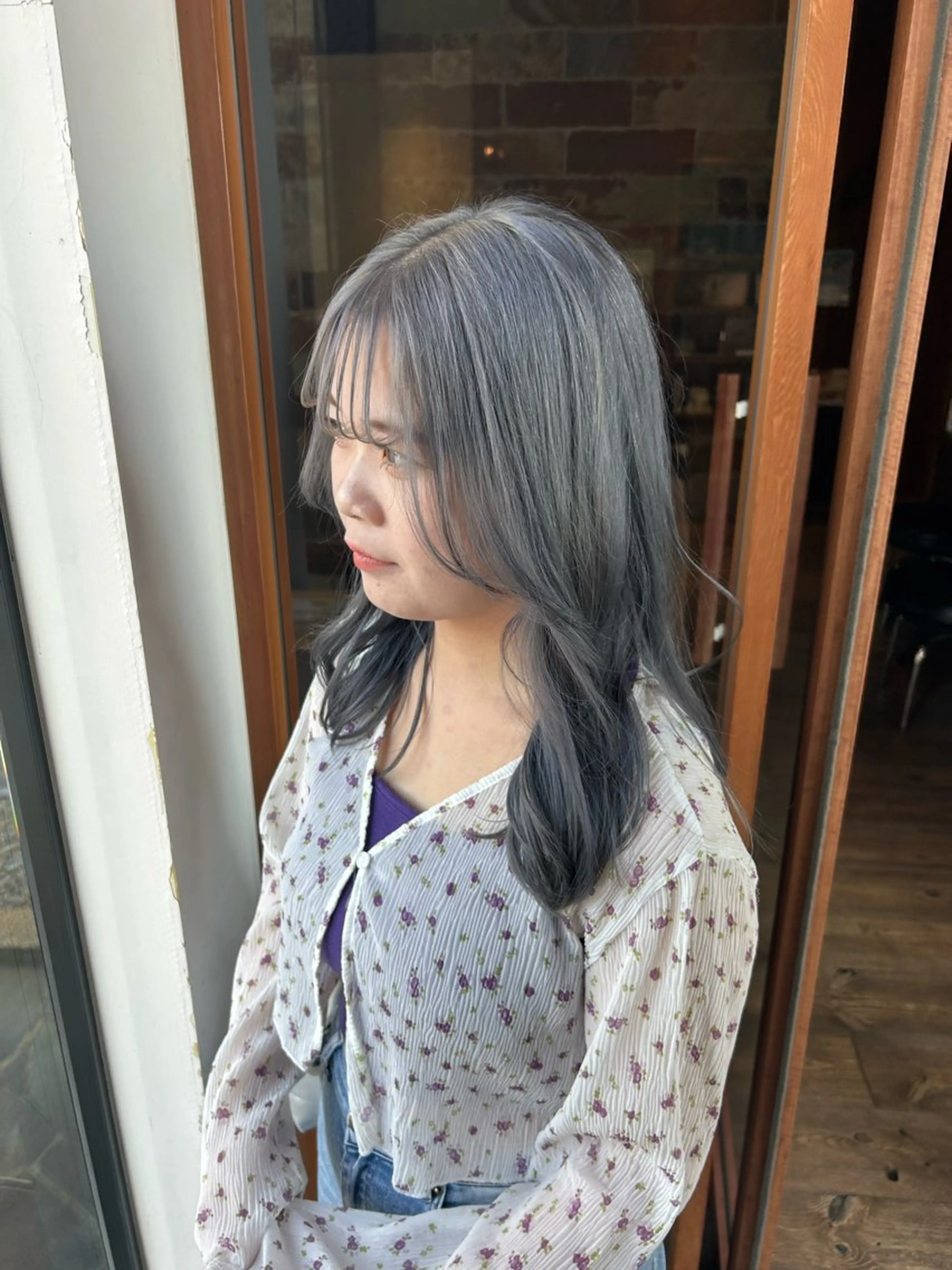 ロング ヘアカラー 村松 麻菜のヘアスタイル