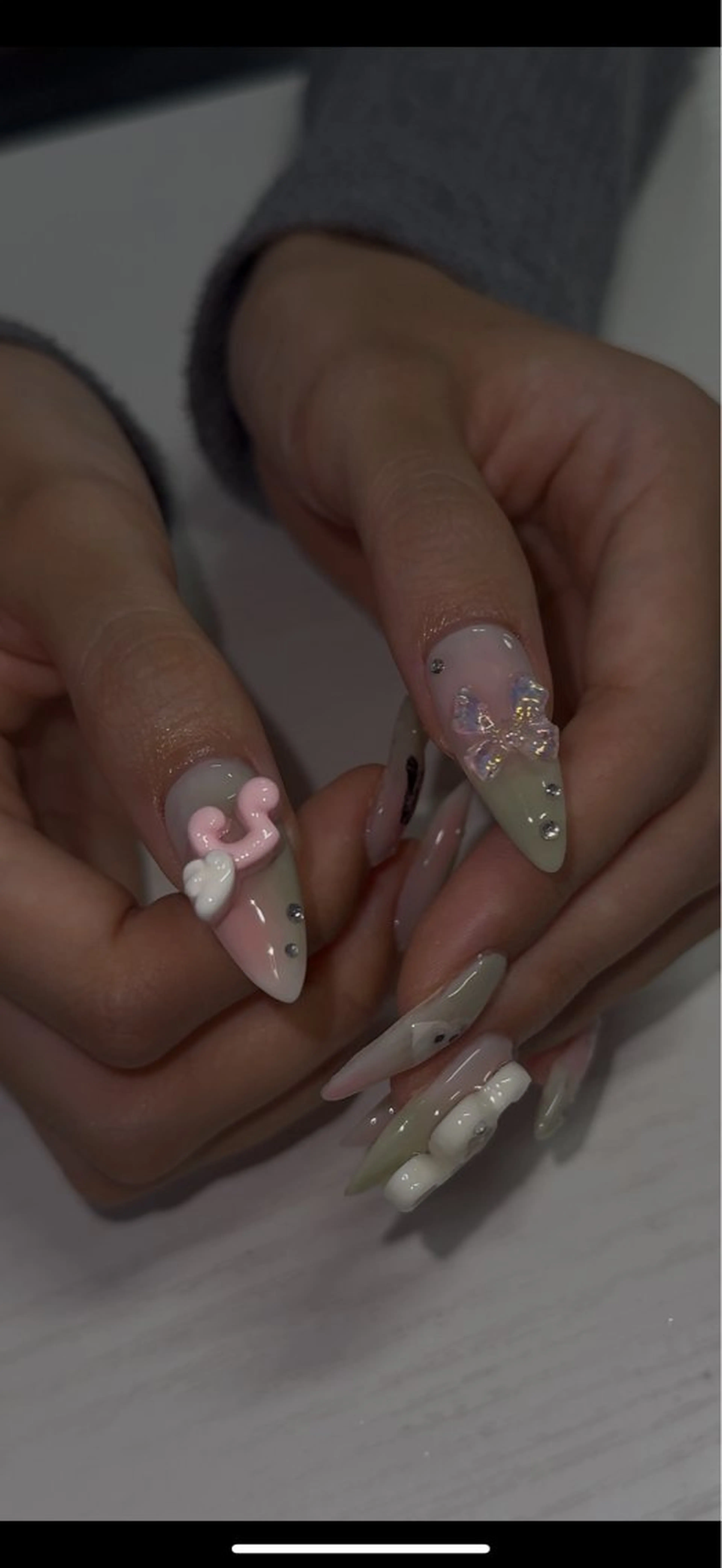 ネイル ハンドネイル Sarina ⋆⭒˚ mavieのネイルデザイン