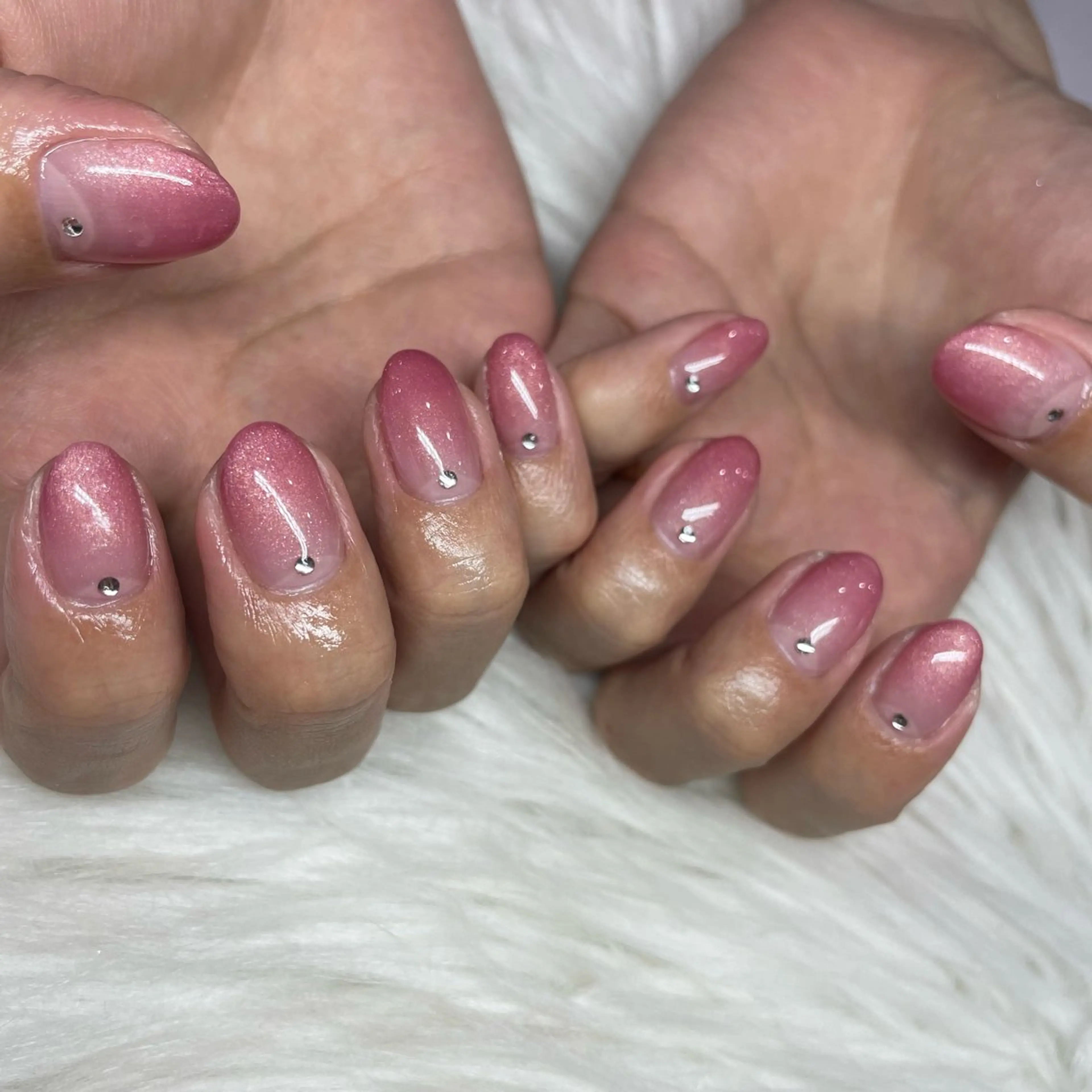 ミディアム ハンドネイル -Rien- プライベートサロンのネイルデザイン