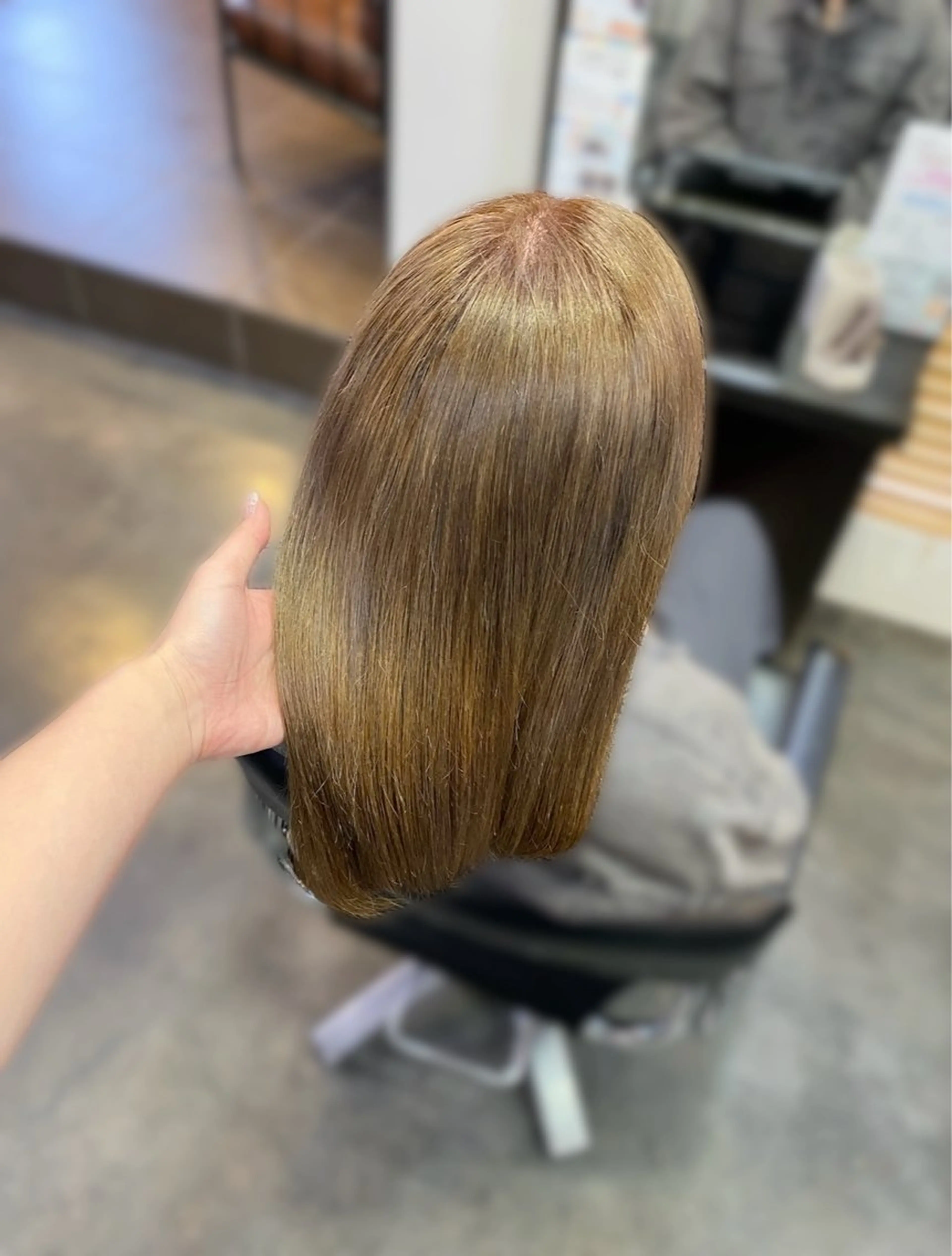 カラー ブリーチ 石田 亜弥のヘアスタイル