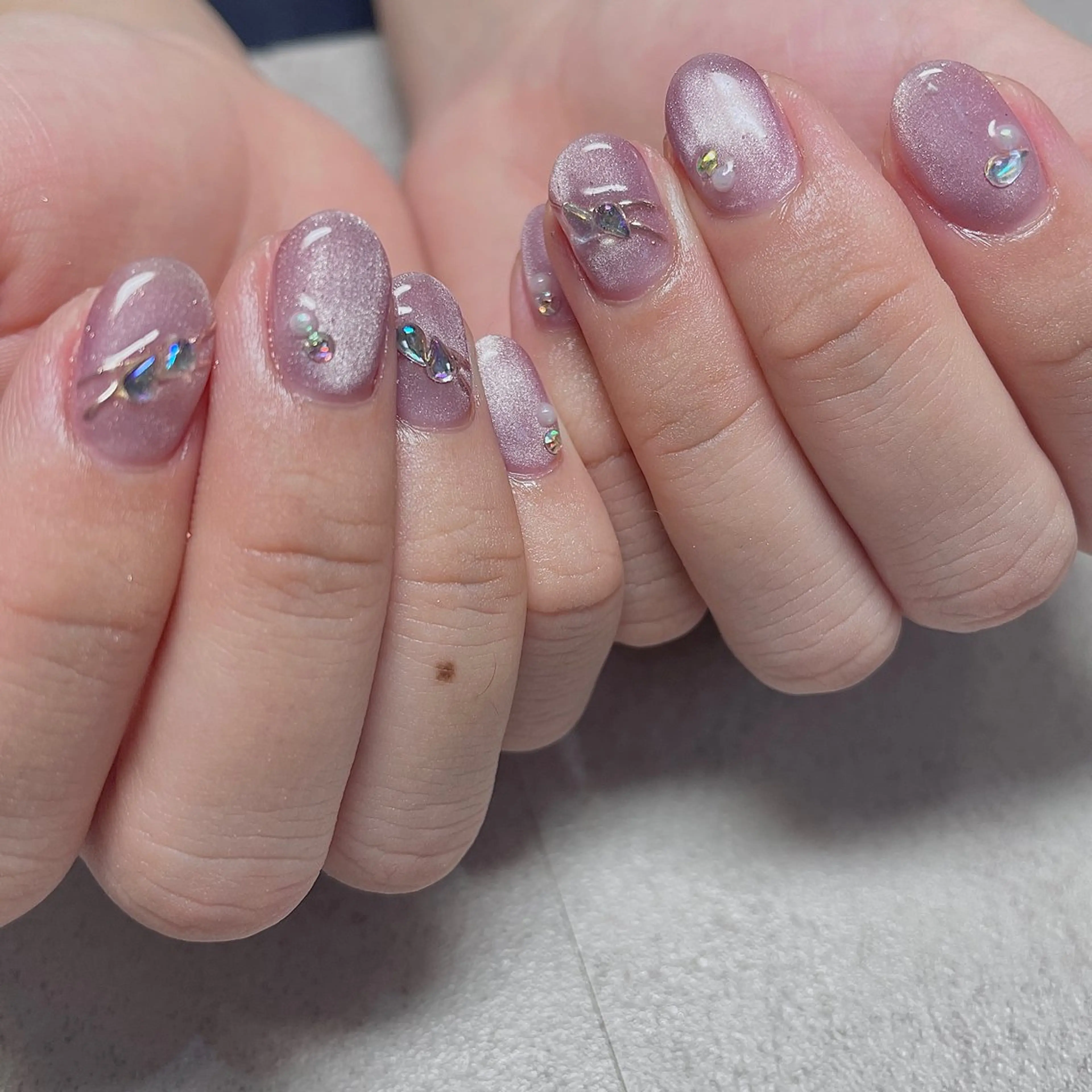 ネイル キラキラネイル マグネットネイル オフィスネイル ピンク ワンホンネイル ハンドネイル acs.n所属・ネイル，耳つぼ 風間すみれのその他イメージ